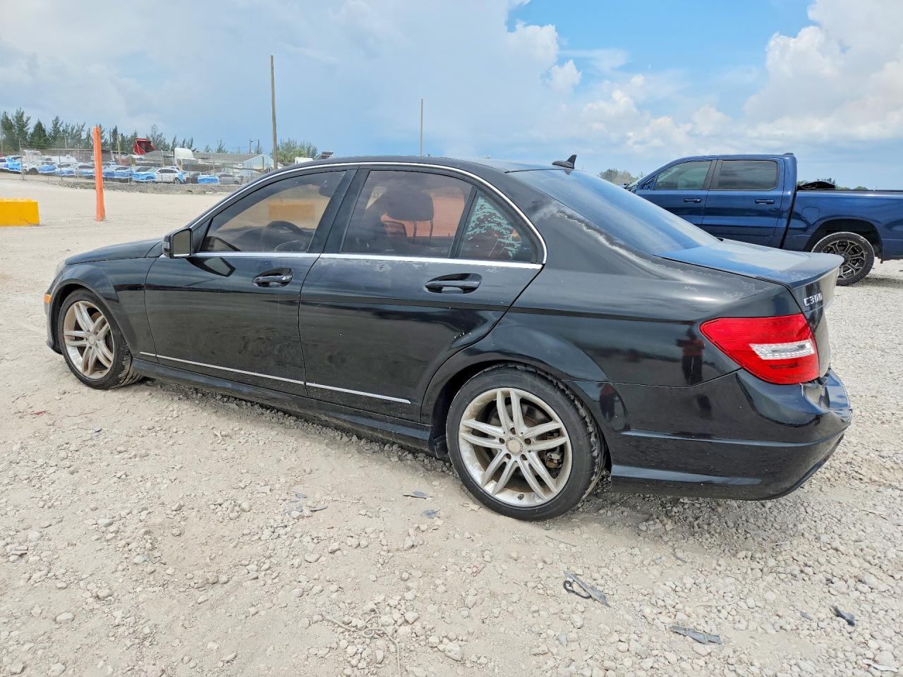 2014 Mercedes-benz C 300 4matic Black vin: WDDGF8AB7EG201054