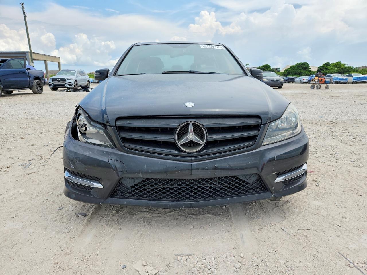 2014 Mercedes-benz C 300 4matic Black vin: WDDGF8AB7EG201054