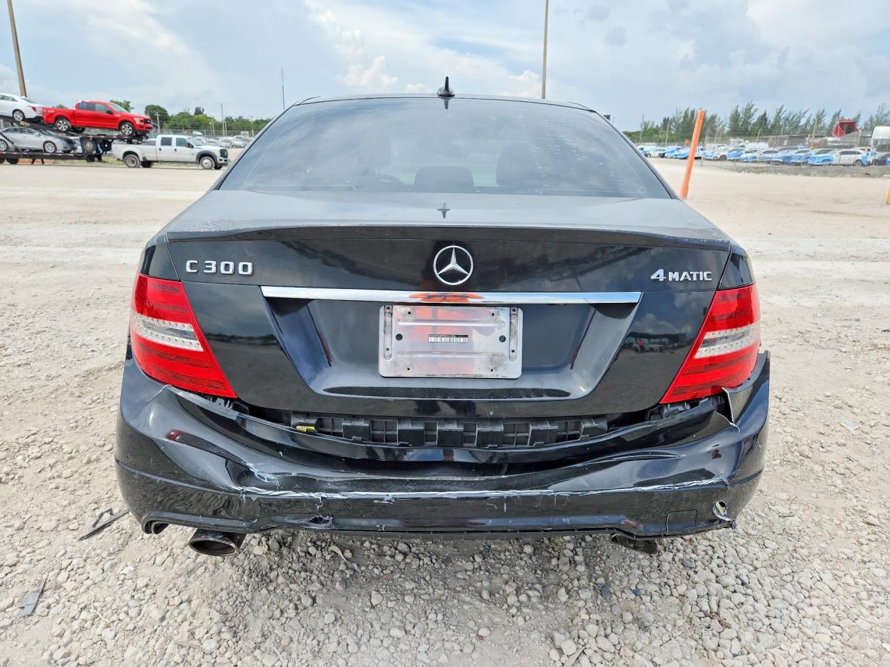2014 Mercedes-benz C 300 4matic Black vin: WDDGF8AB7EG201054