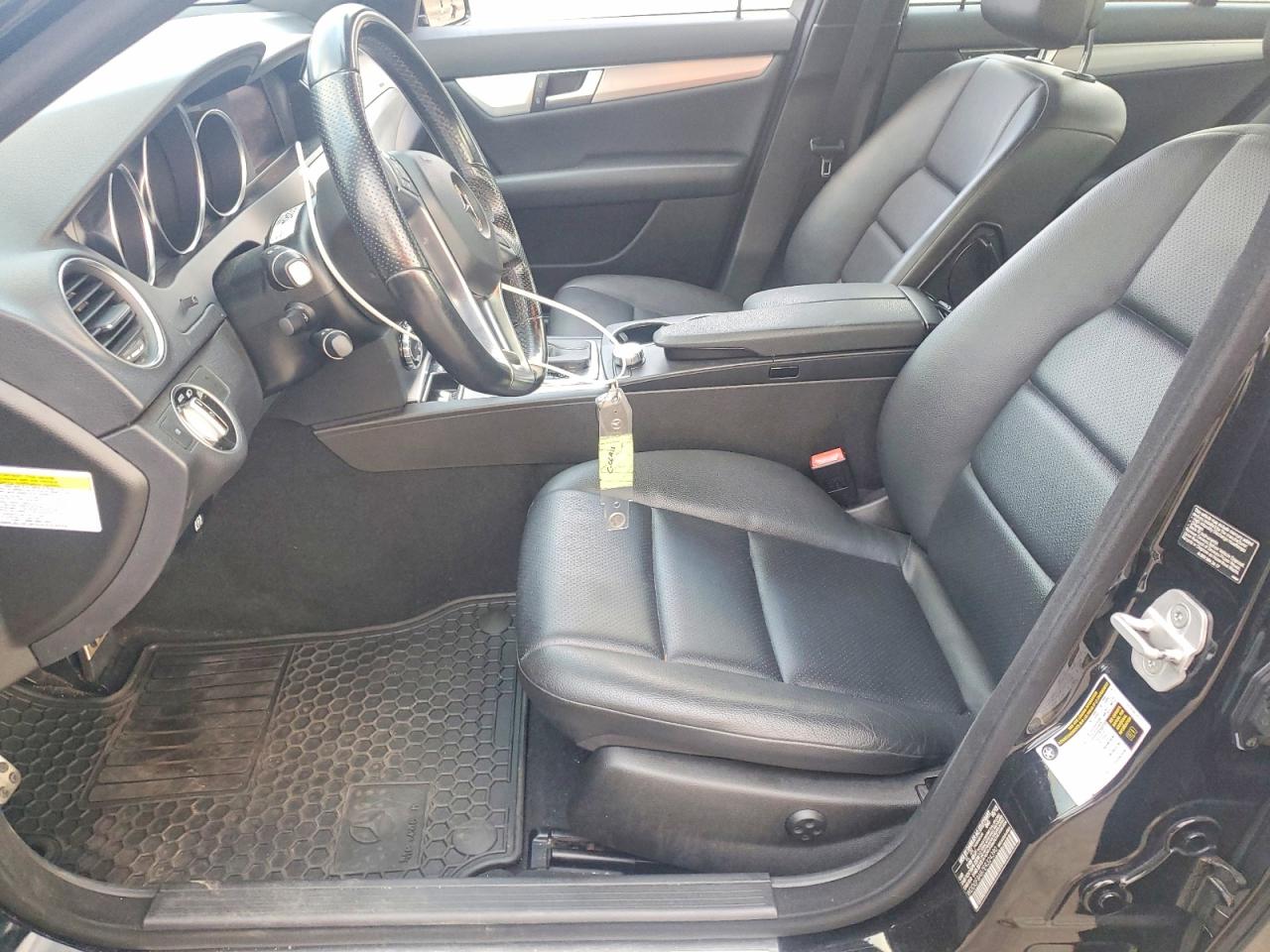 2014 Mercedes-benz C 300 4matic Black vin: WDDGF8AB7ER324390