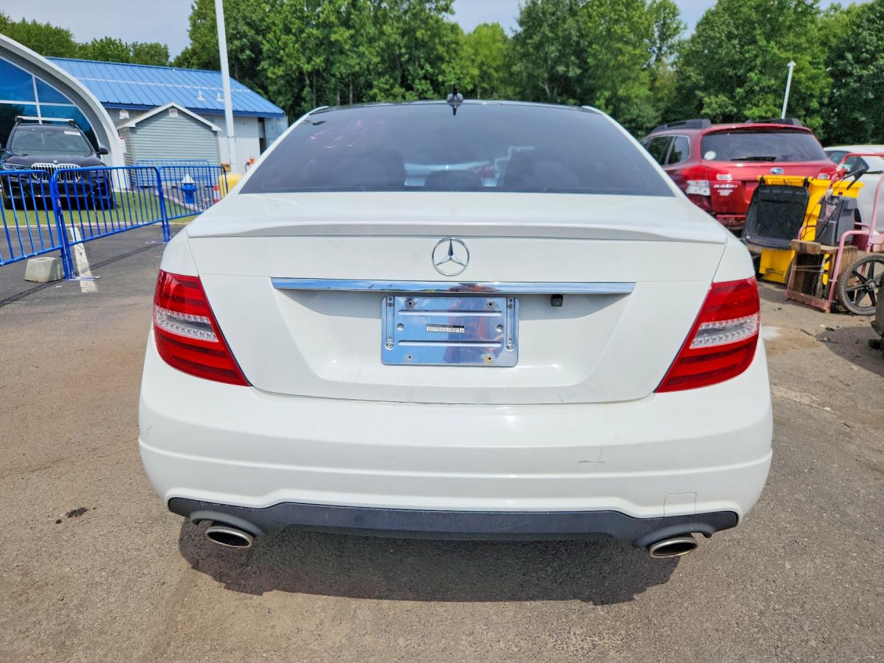 2013 Mercedes-benz C 300 4matic White vin: WDDGF8AB8DA780993