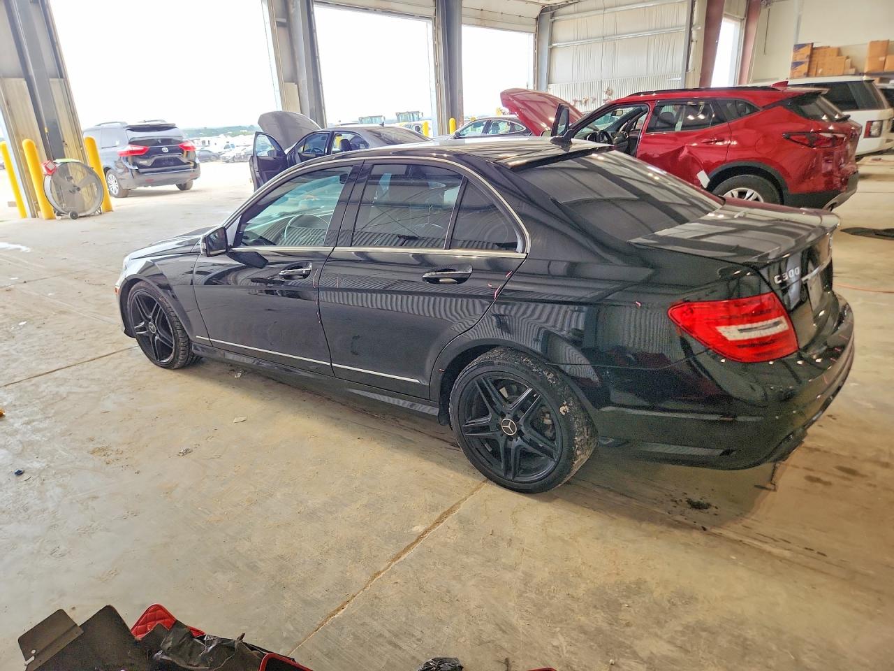 2013 Mercedes-benz C 300 4matic Black vin: WDDGF8AB8DA794733