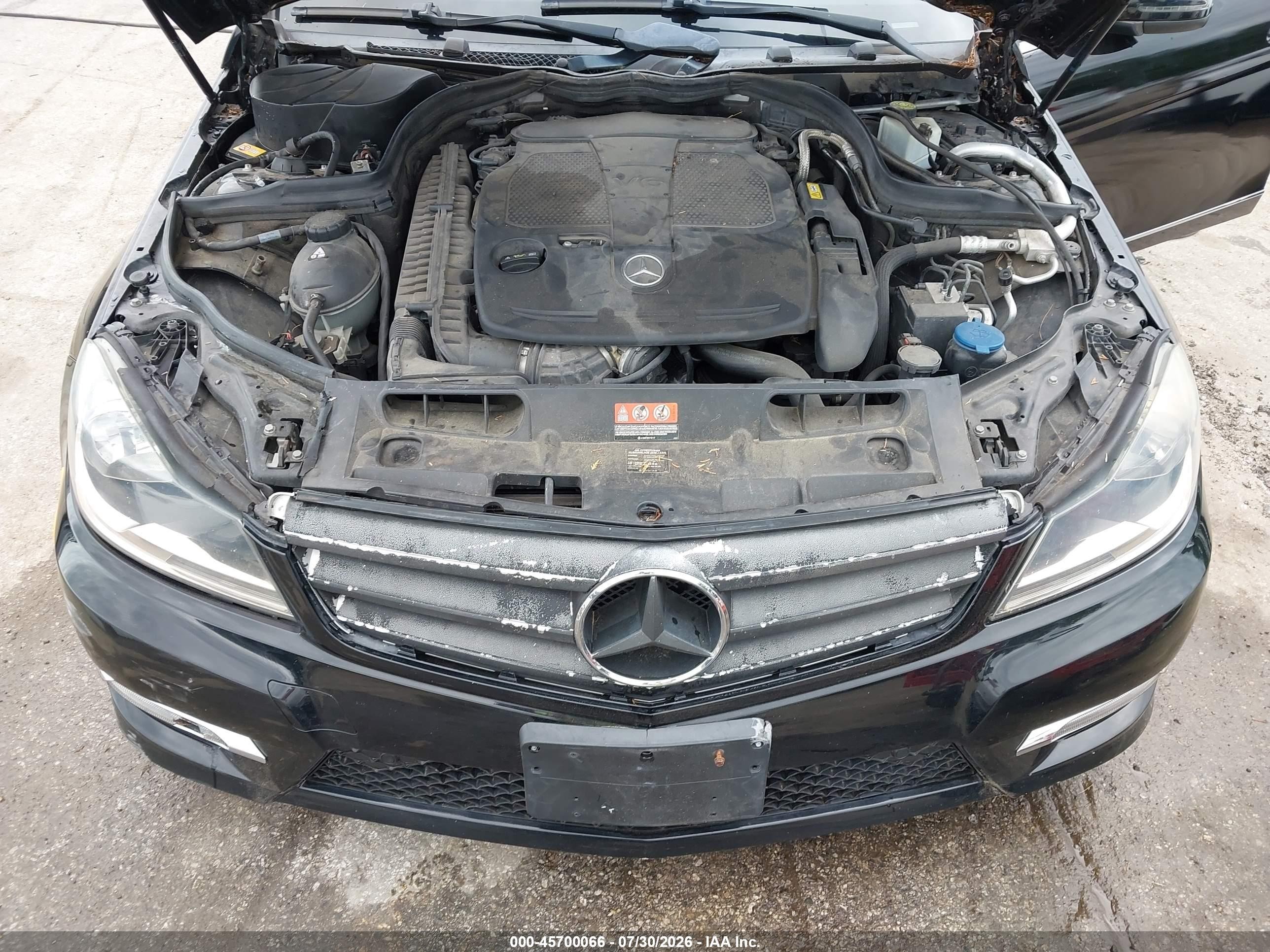 2013 Mercedes-benz C 300 Sport 4matic Black vin: WDDGF8AB8DA806606