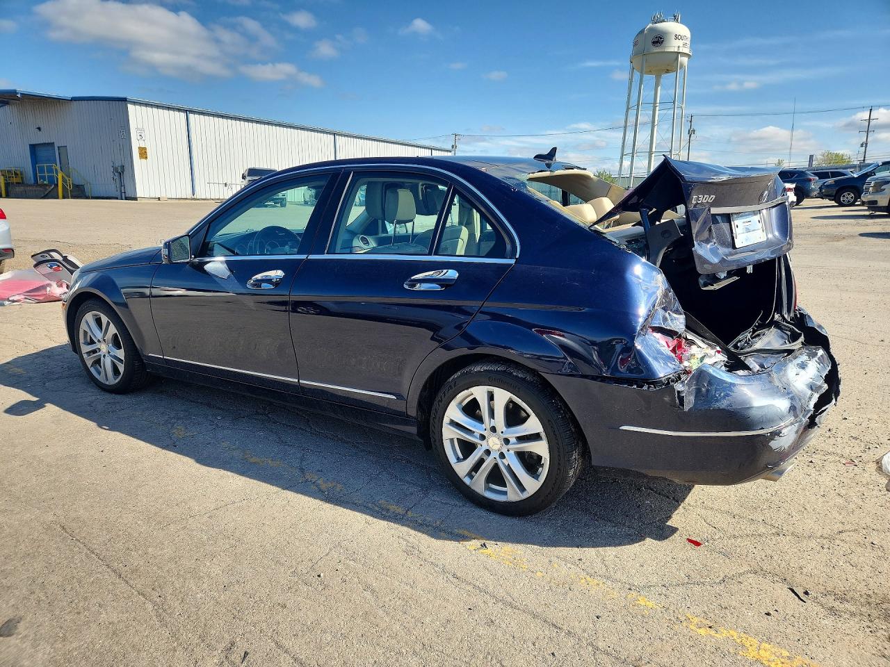 2013 Mercedes-benz C 300 4matic Blue vin: WDDGF8AB8DA818920