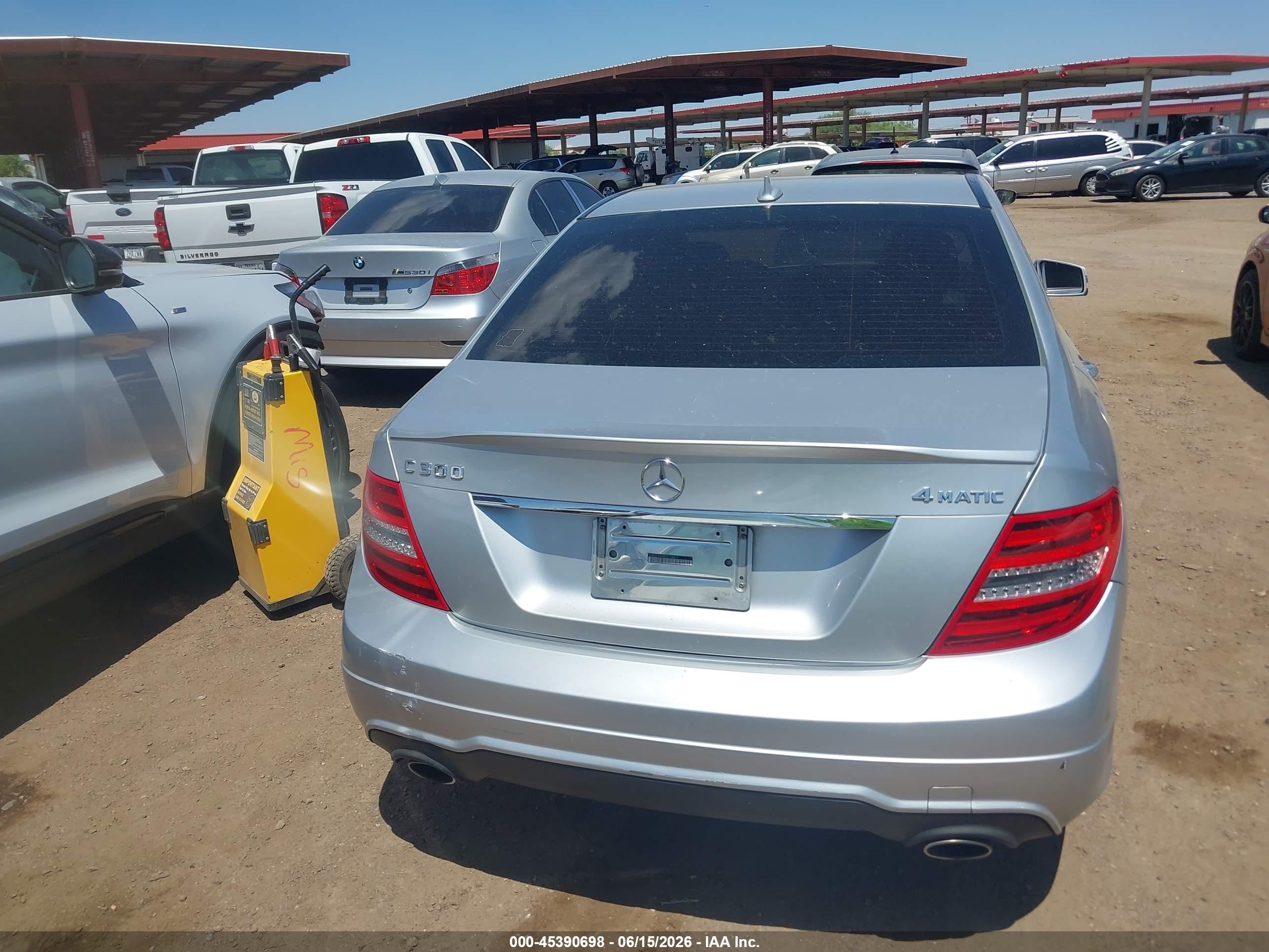 2013 Mercedes-benz C 300 Sport 4matic Silver vin: WDDGF8AB8DG108817