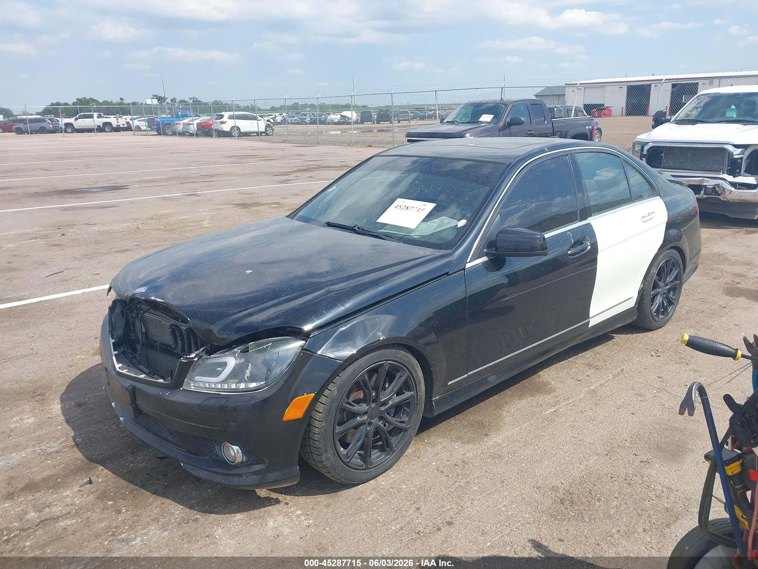 2013 Mercedes-benz C 300 Luxury 4matic/sport 4matic Black vin: WDDGF8AB8DR247415