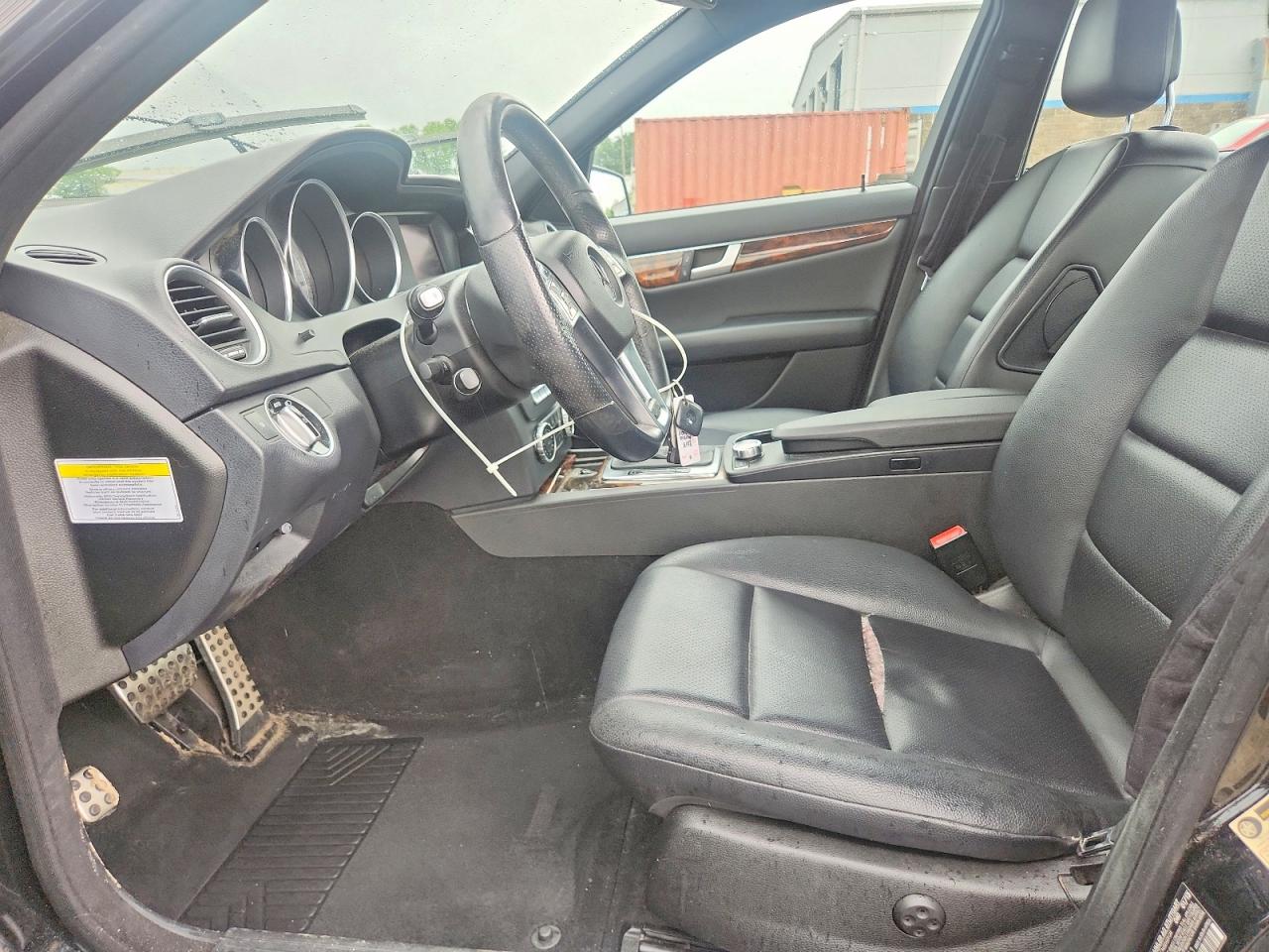 2013 Mercedes-benz C 300 4matic Black vin: WDDGF8AB8DR276753