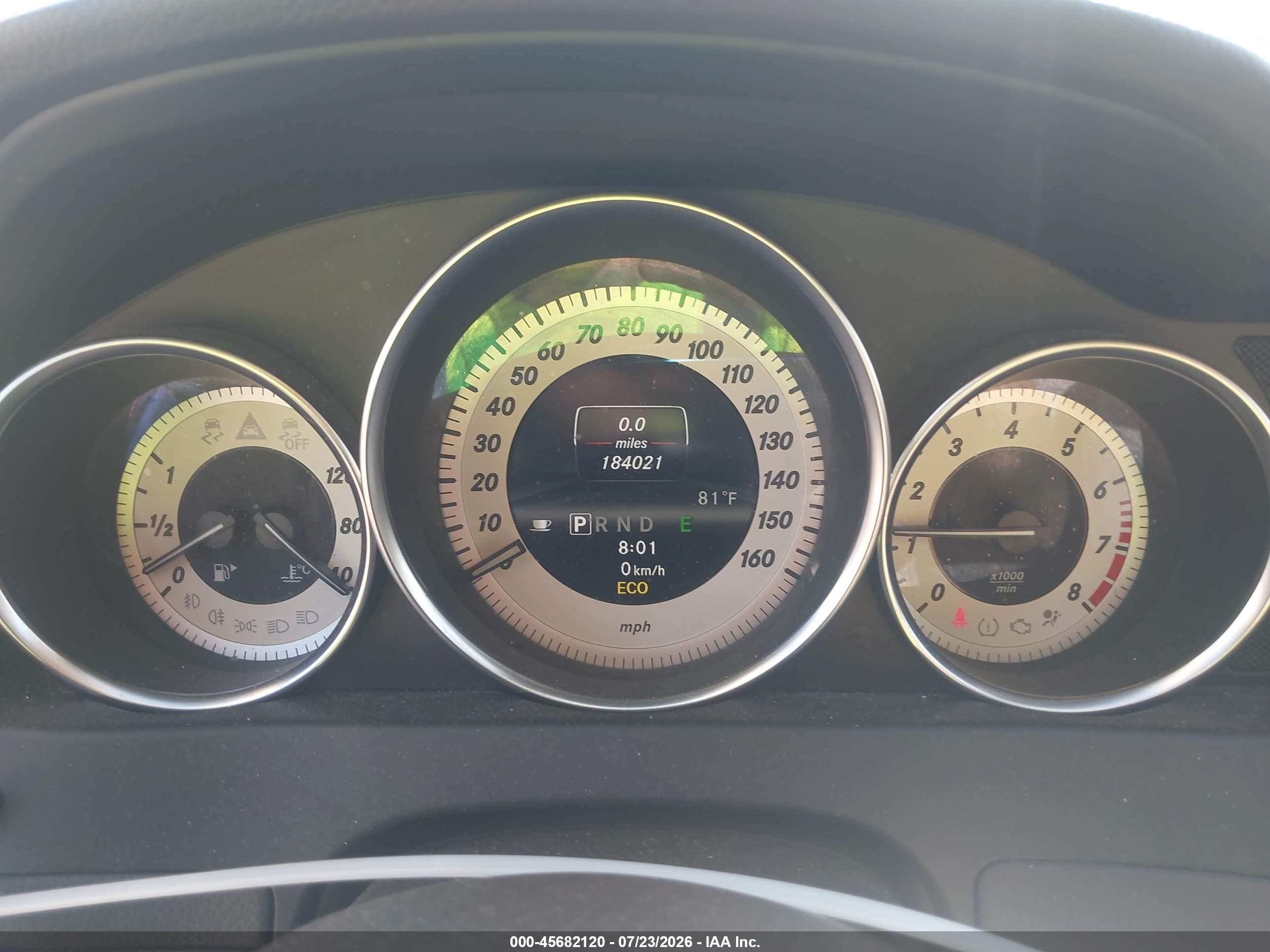 2013 Mercedes-benz C 300 Luxury 4matic White vin: WDDGF8AB8DR290460