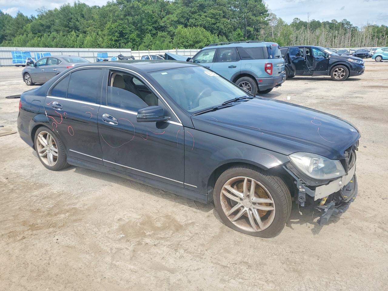 2013 Mercedes-benz C 300 4matic Black vin: WDDGF8AB8DR295335