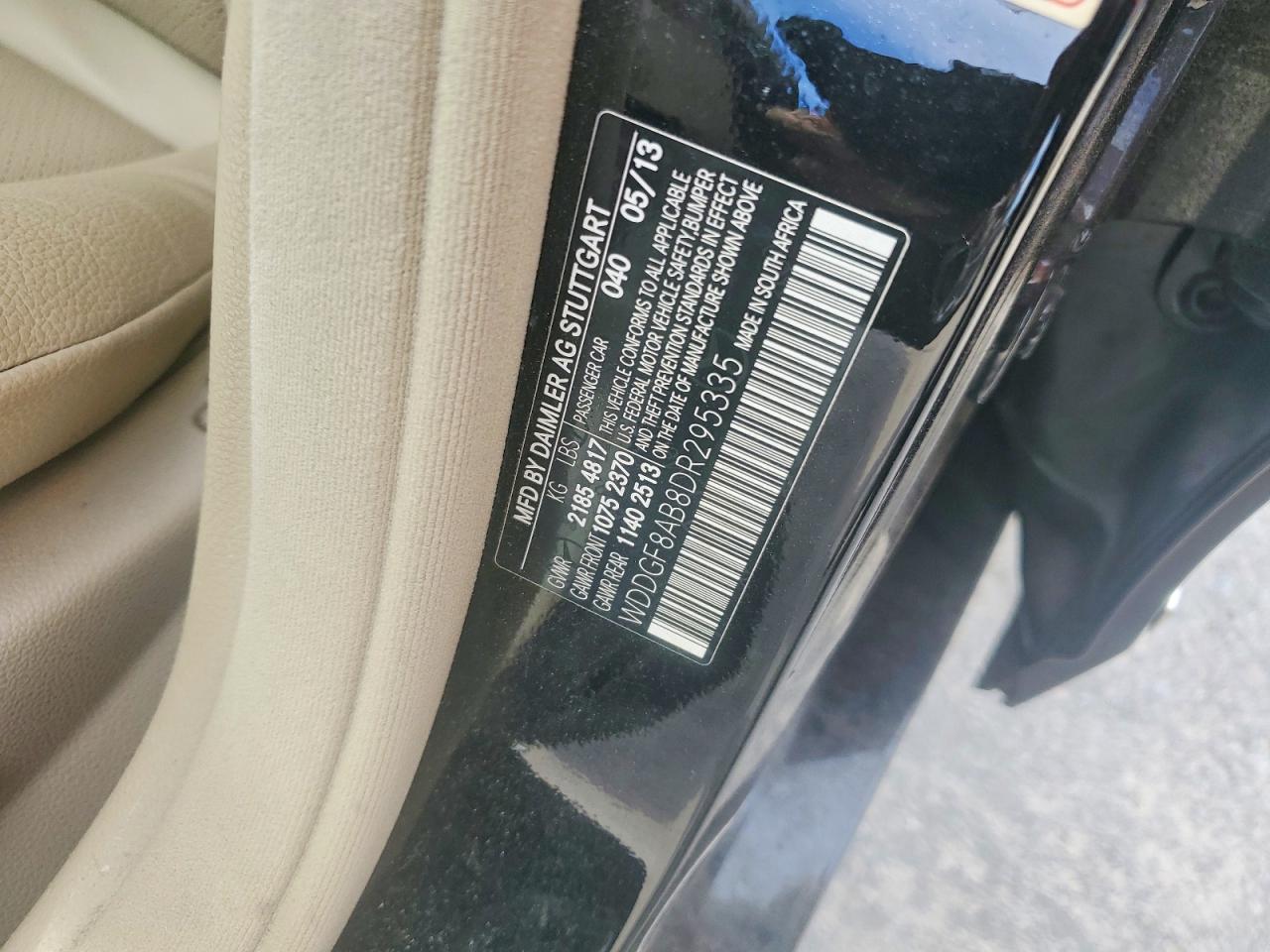 2013 Mercedes-benz C 300 4matic Black vin: WDDGF8AB8DR295335