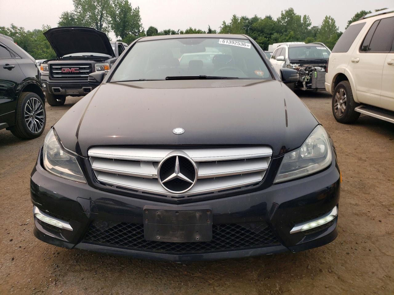 2013 Mercedes-benz C 300 4matic Black vin: WDDGF8AB8DR299661