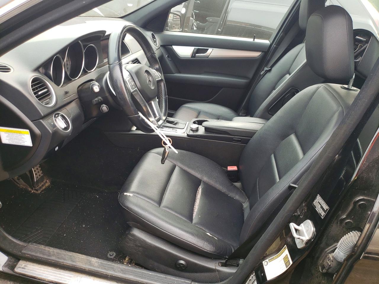 2013 Mercedes-benz C 300 4matic Black vin: WDDGF8AB8DR299661