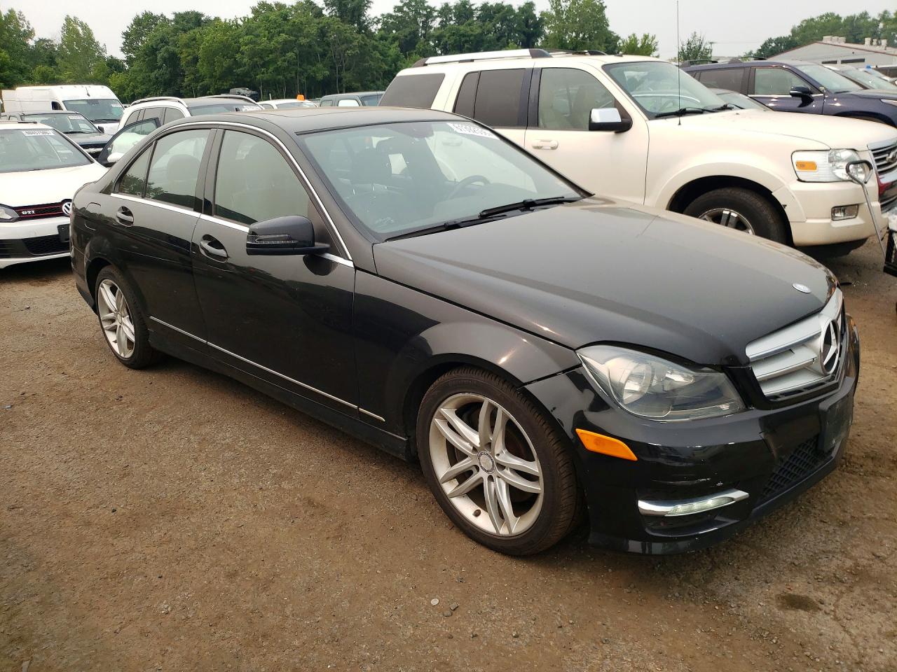 2013 Mercedes-benz C 300 4matic Black vin: WDDGF8AB8DR299661