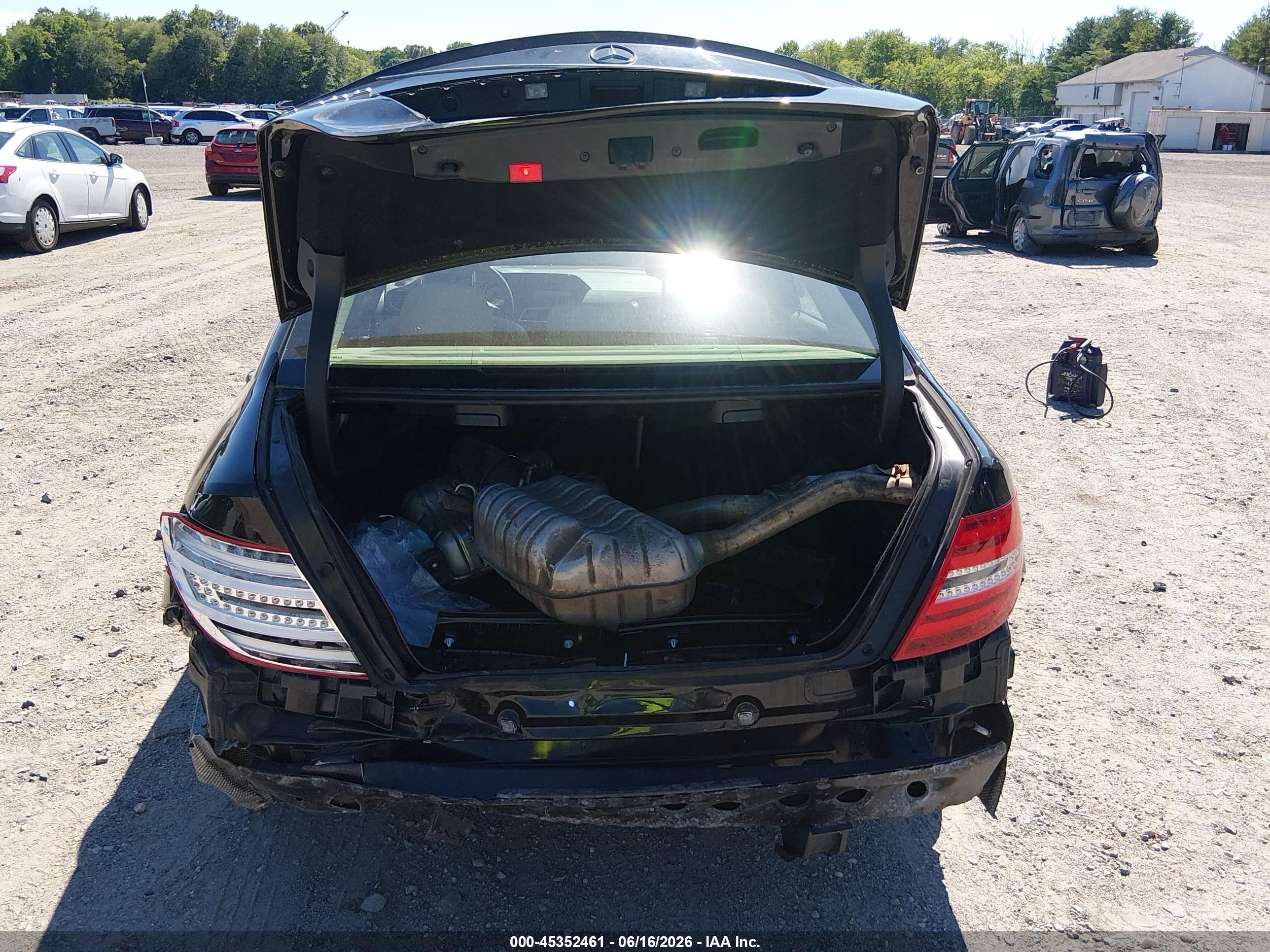 2014 Mercedes-benz C 300 Sport 4matic Черный vin: WDDGF8AB8EA959696