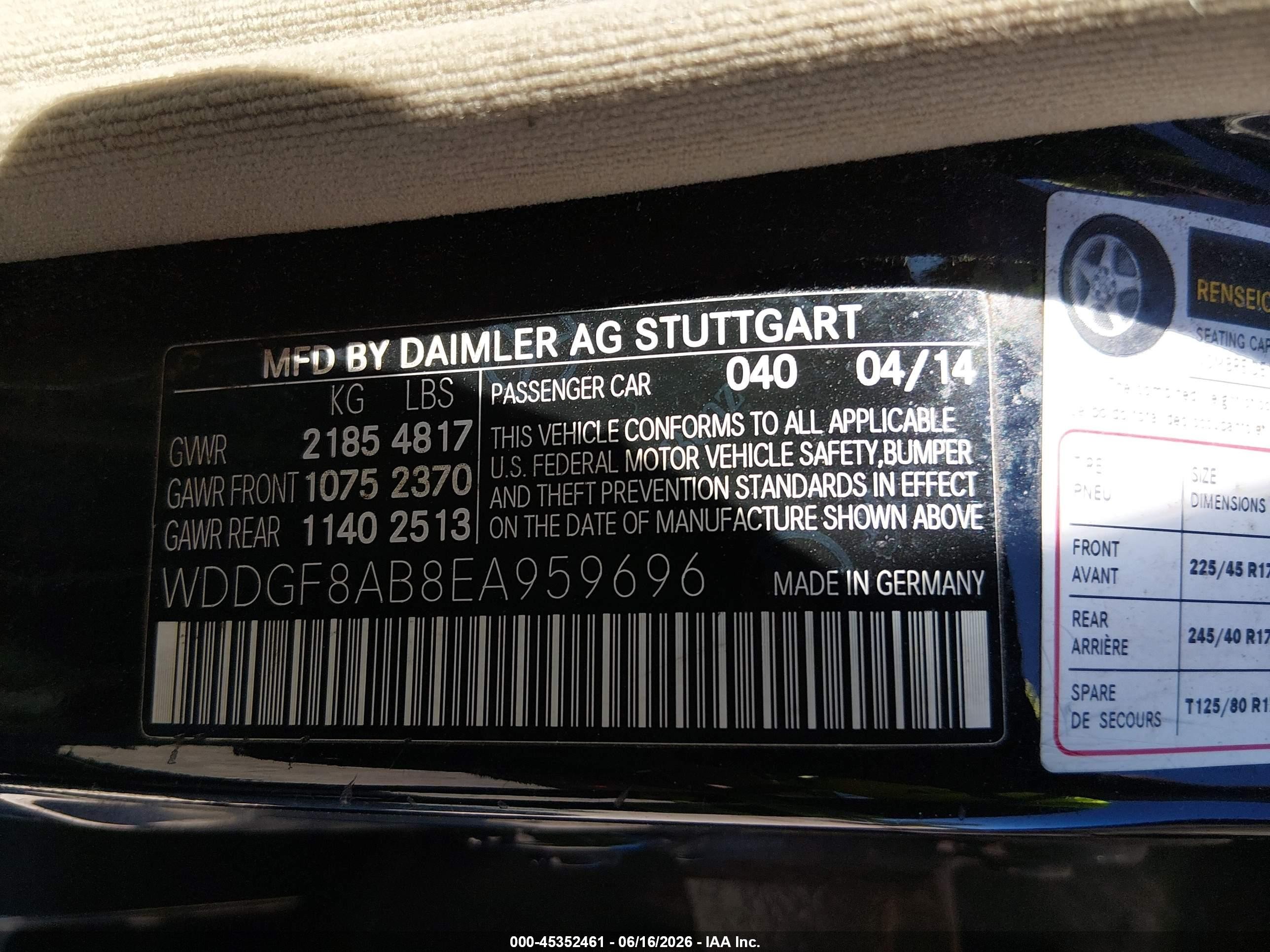 2014 Mercedes-benz C 300 Sport 4matic Черный vin: WDDGF8AB8EA959696