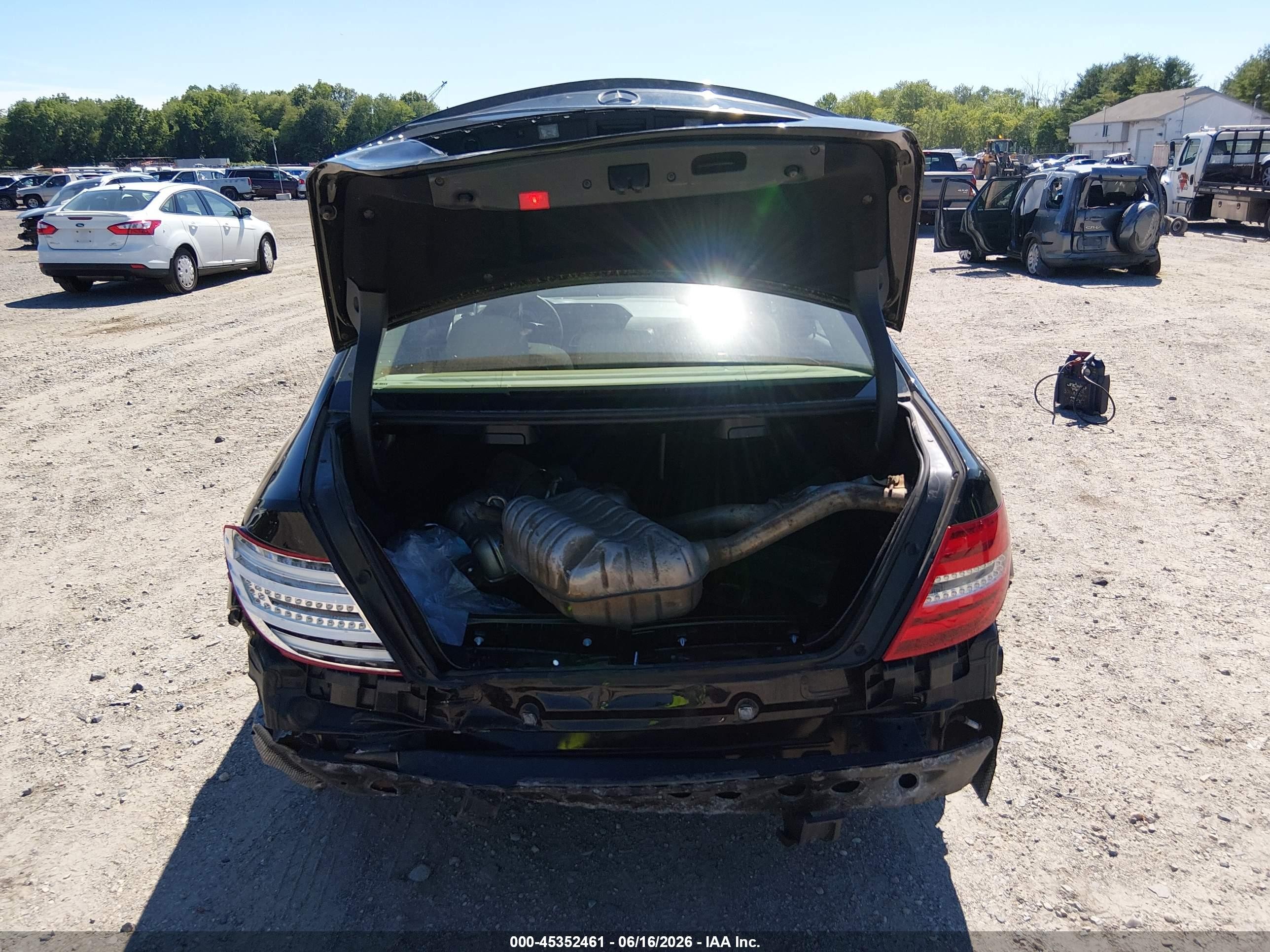 2014 Mercedes-benz C 300 Sport 4matic Черный vin: WDDGF8AB8EA959696