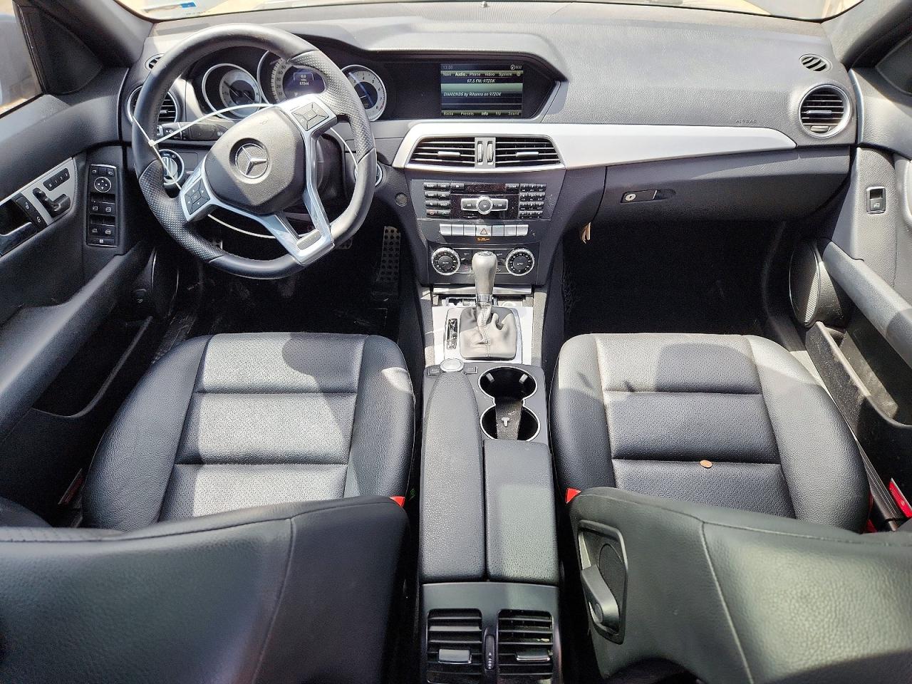 2014 Mercedes-benz C 300 4matic Silver vin: WDDGF8AB8EG243569
