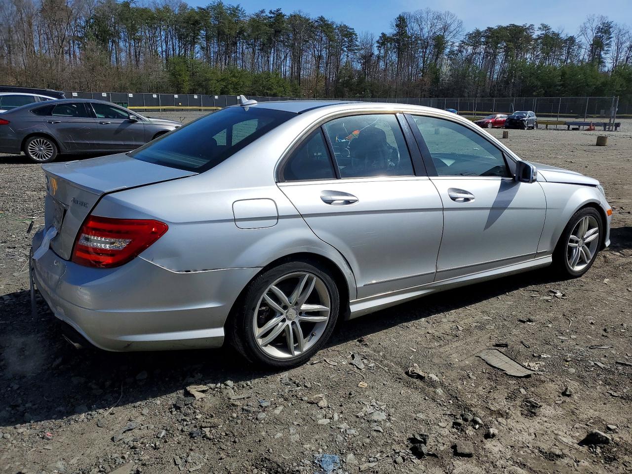 2014 Mercedes-benz C 300 4matic Silver vin: WDDGF8AB8ER324849