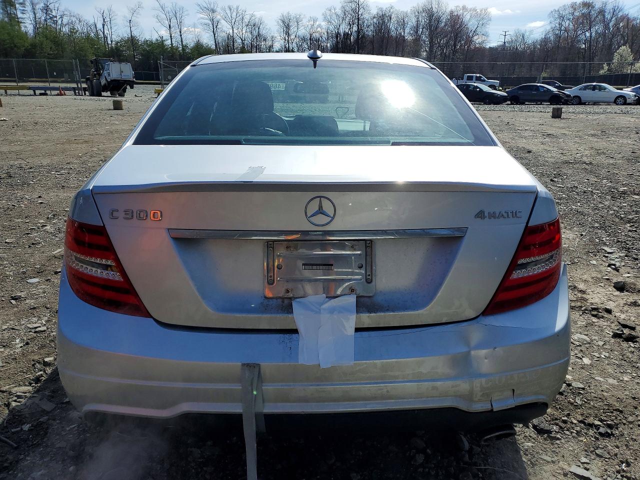 2014 Mercedes-benz C 300 4matic Silver vin: WDDGF8AB8ER324849