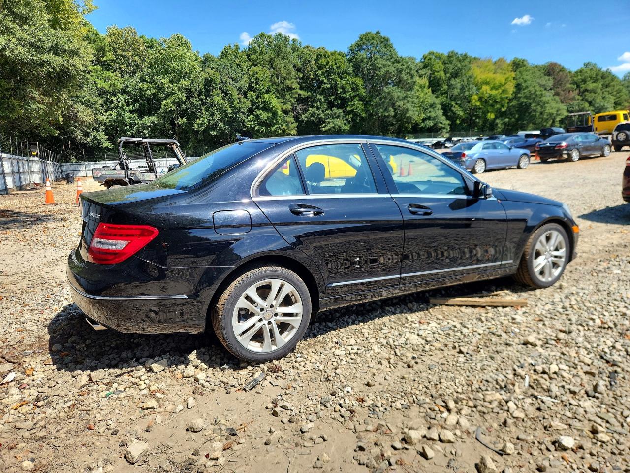 2014 Mercedes-benz C 300 4matic Черный vin: WDDGF8AB8ER325032