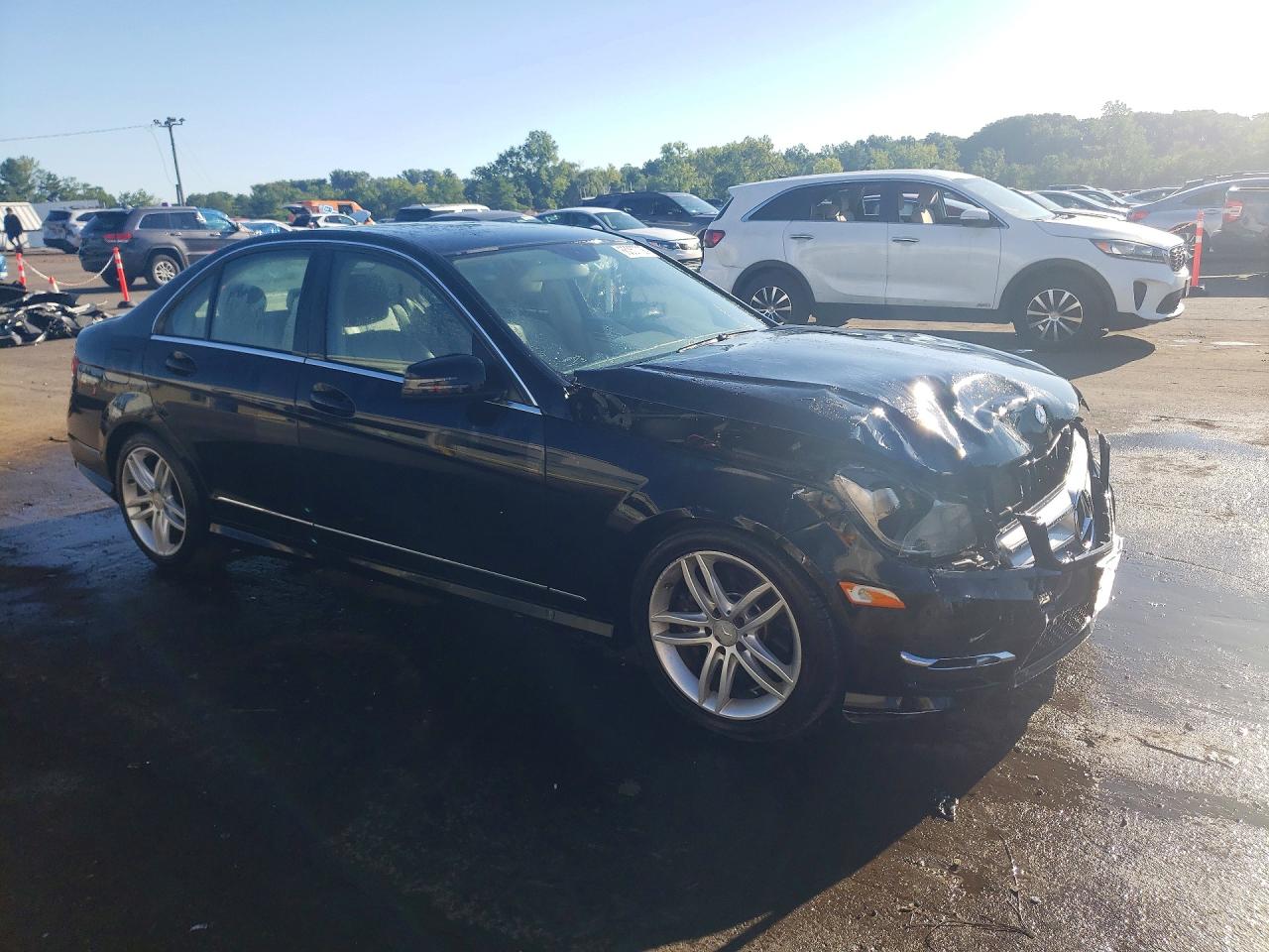 2013 Mercedes-benz C 300 4matic Black vin: WDDGF8AB9DA811782