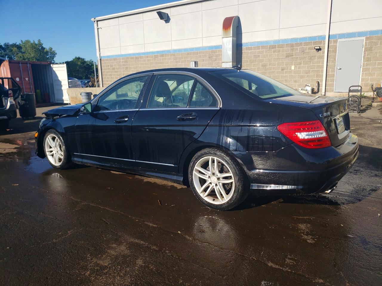 2013 Mercedes-benz C 300 4matic Black vin: WDDGF8AB9DA811782