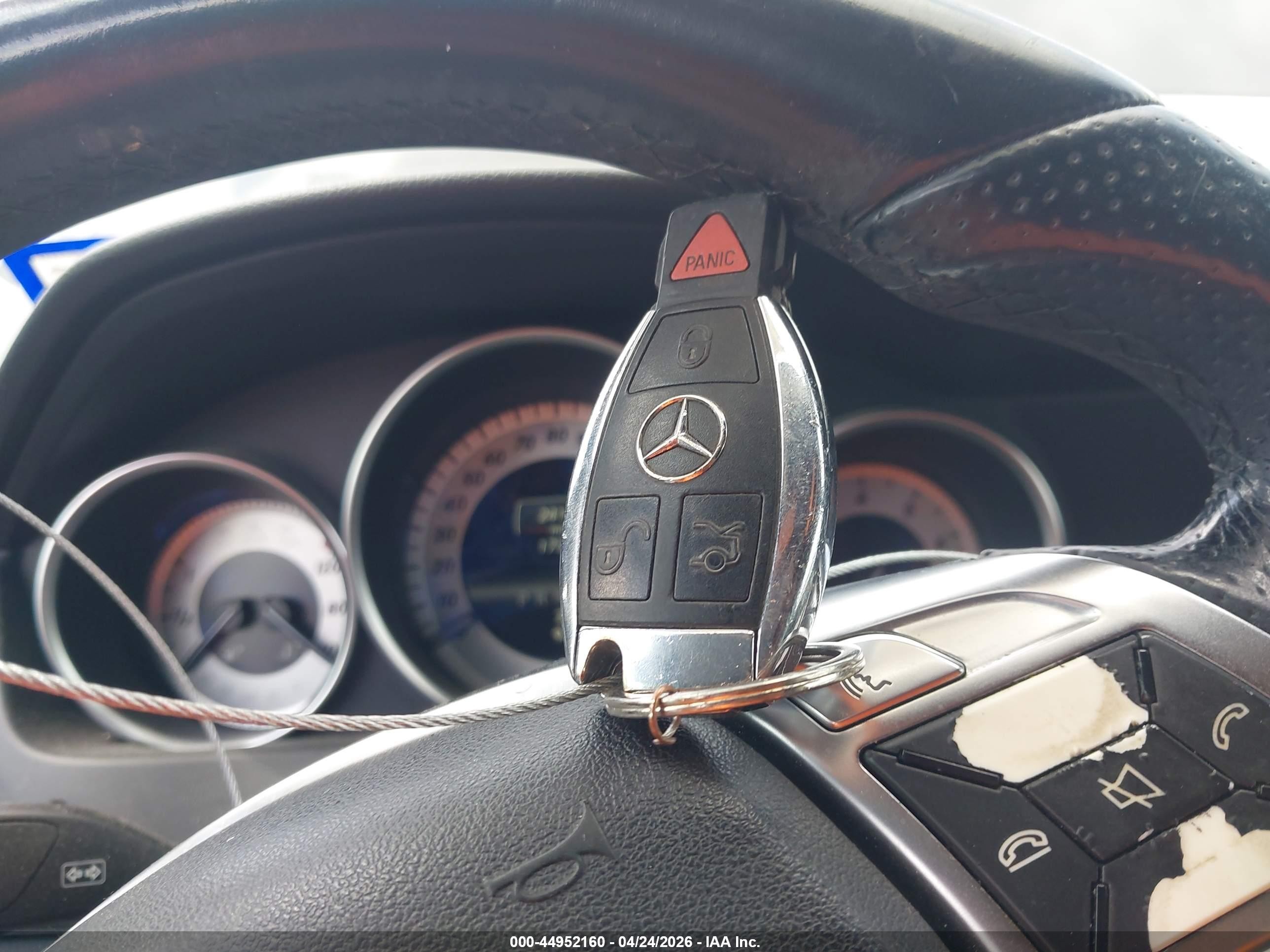 2013 Mercedes-benz C 300 Sport 4matic Black vin: WDDGF8AB9DA859735