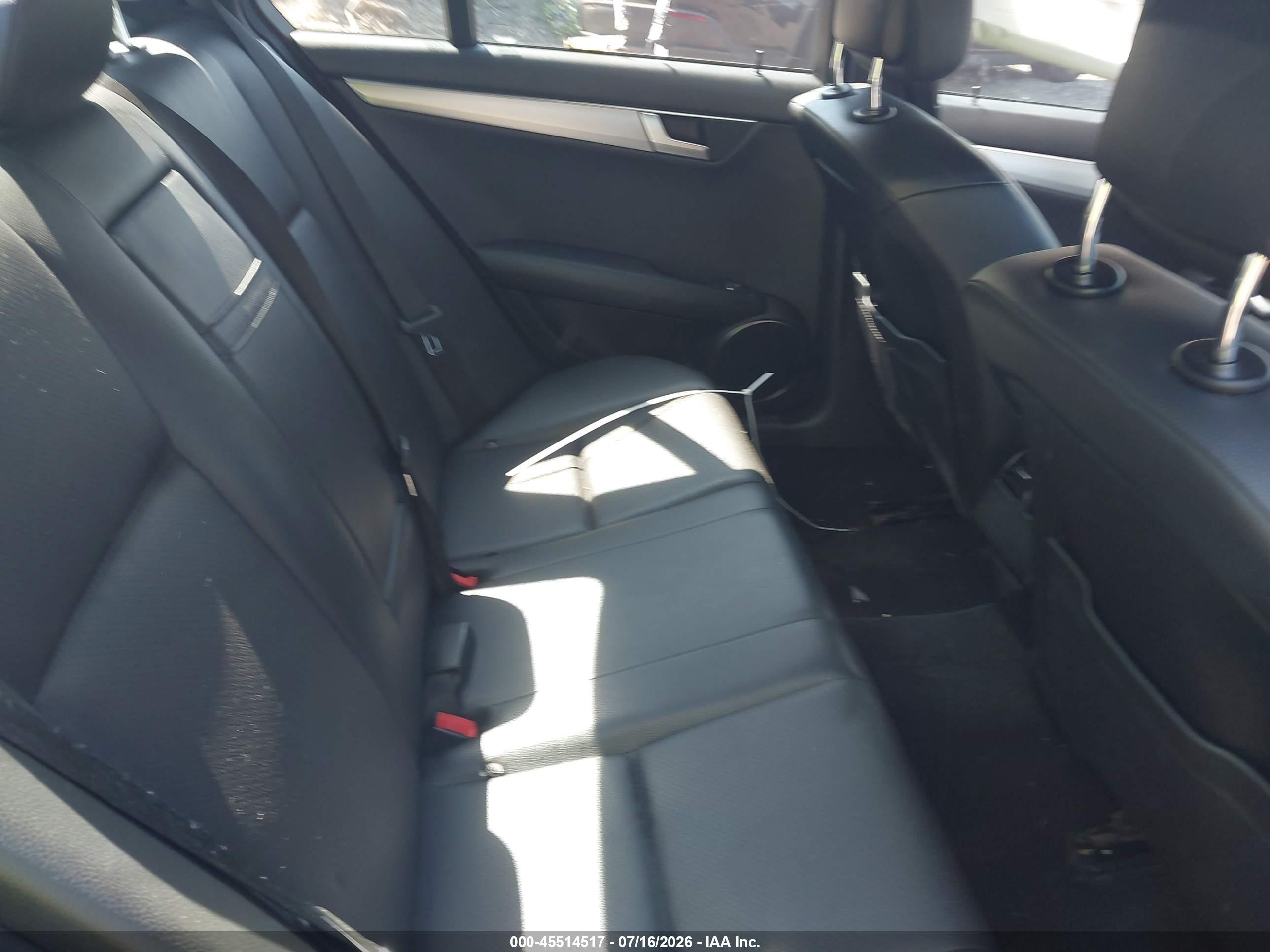 2013 Mercedes-benz C 300 Sport 4matic Gray vin: WDDGF8AB9DR256110