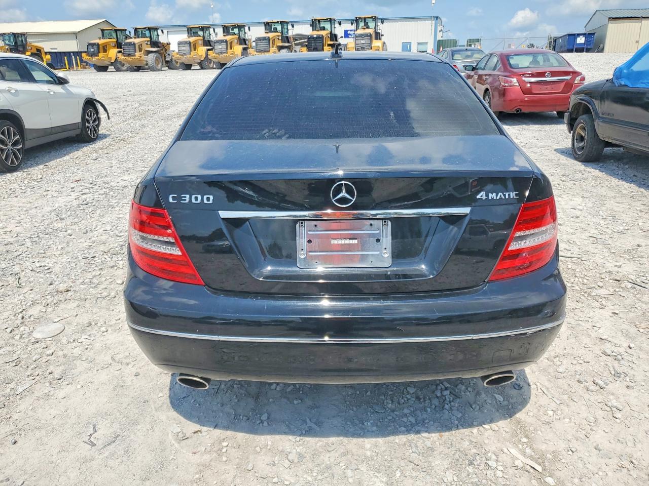 2013 Mercedes-benz C 300 4matic Black vin: WDDGF8AB9DR260786