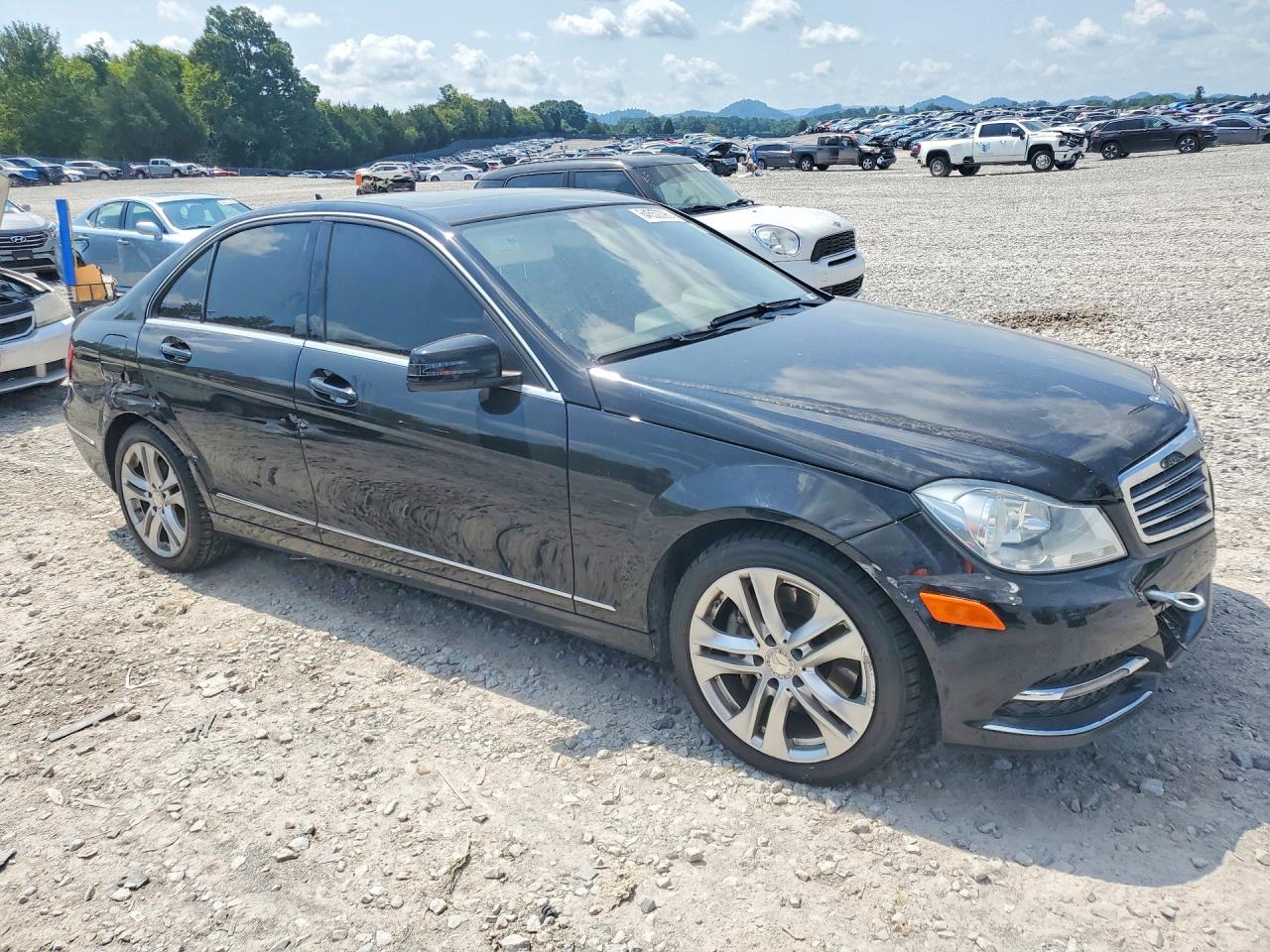 2013 Mercedes-benz C 300 4matic Black vin: WDDGF8AB9DR260786