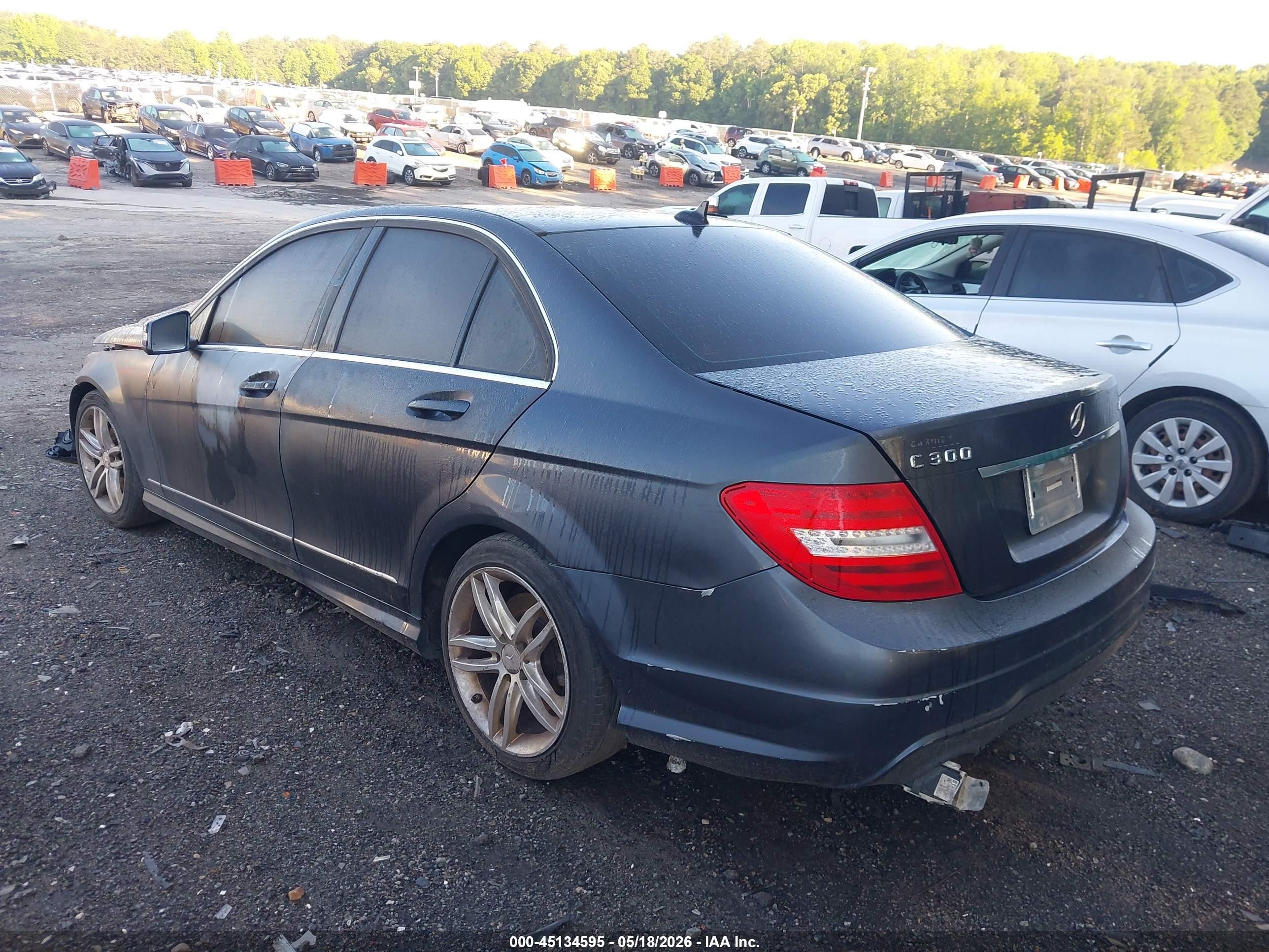 2013 Mercedes-benz C 300 Sport 4matic Gray vin: WDDGF8AB9DR288104