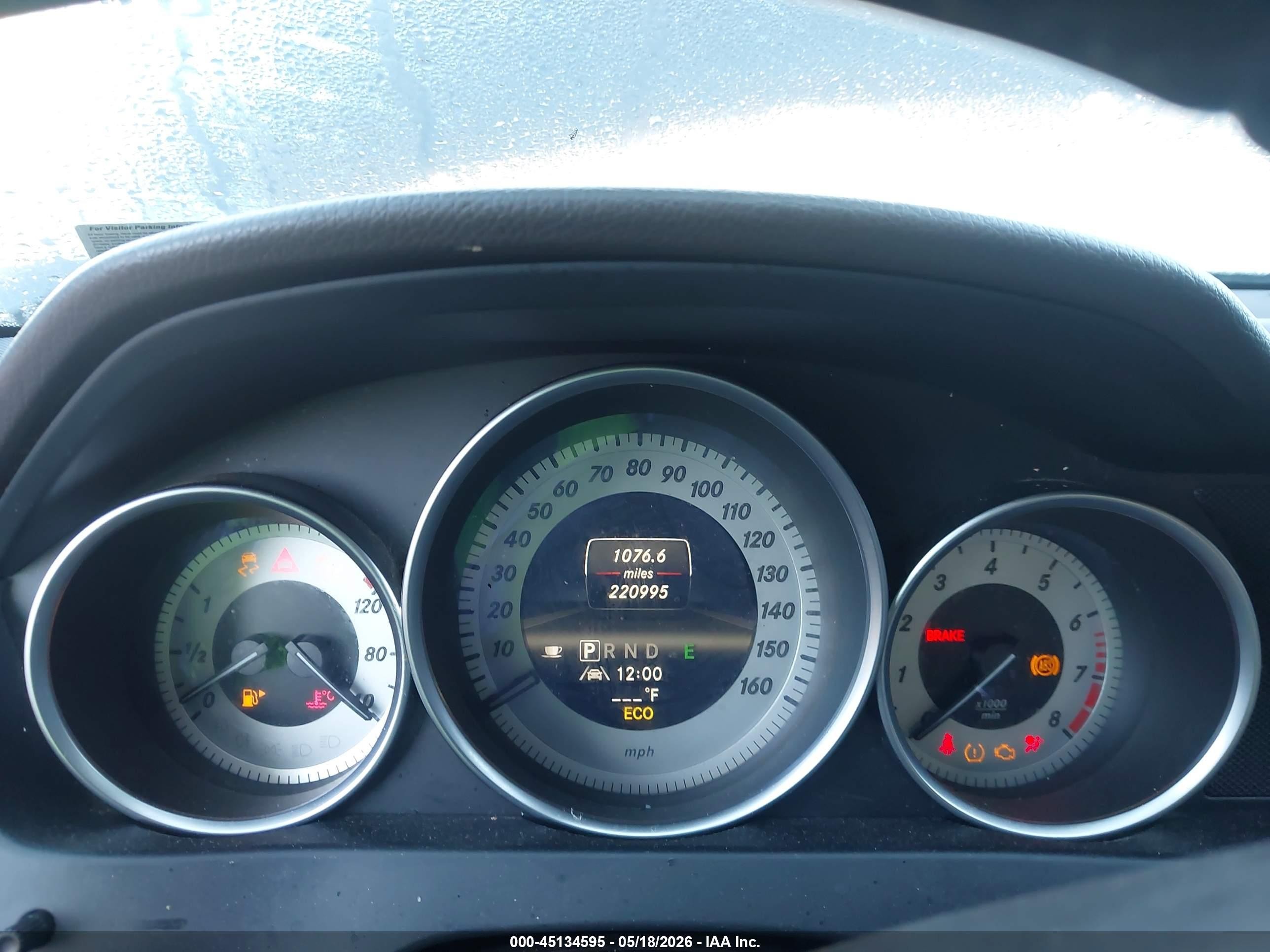 2013 Mercedes-benz C 300 Sport 4matic Gray vin: WDDGF8AB9DR288104