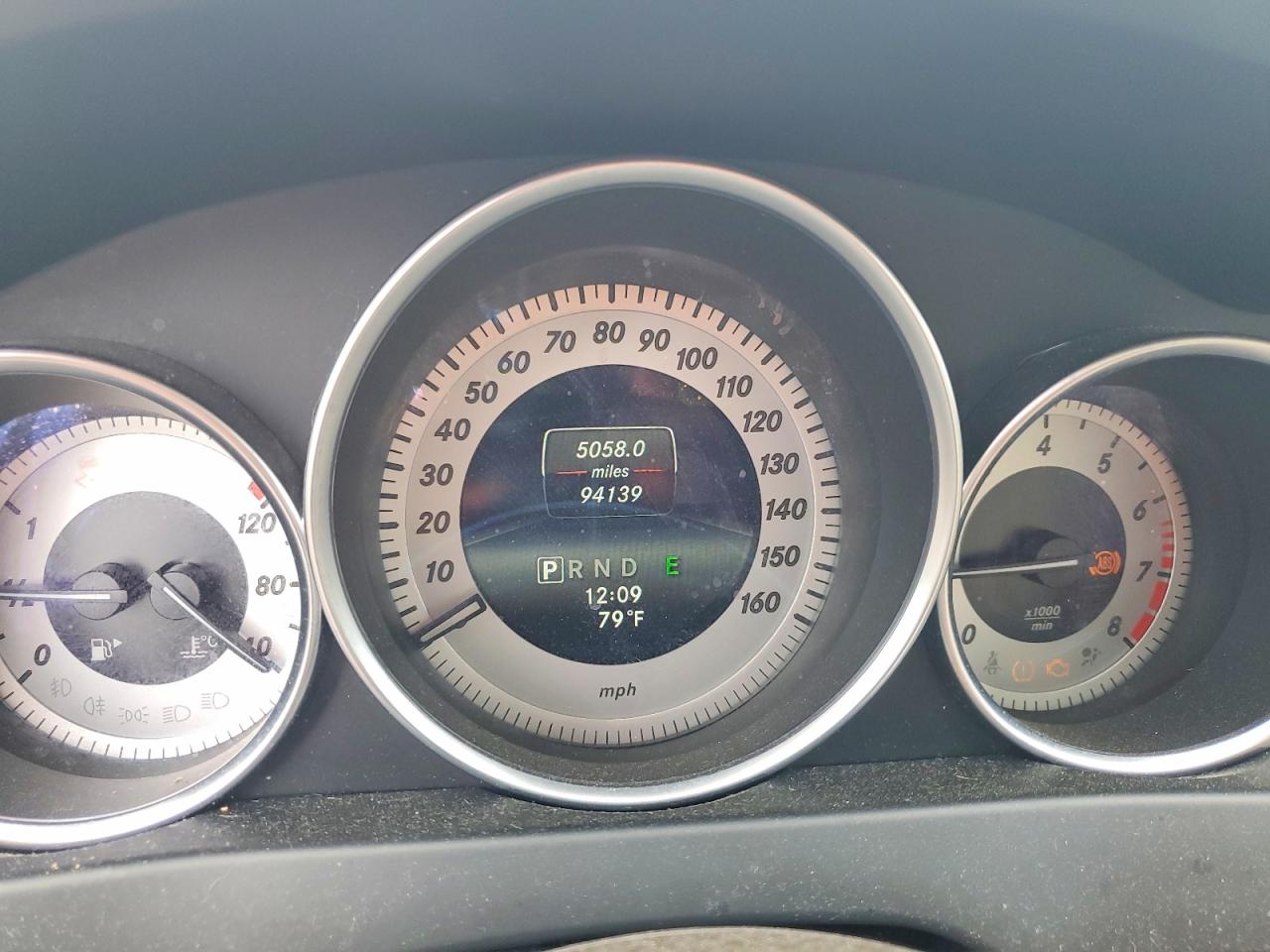 2014 Mercedes-benz C 300 4matic Белый vin: WDDGF8AB9EA934323