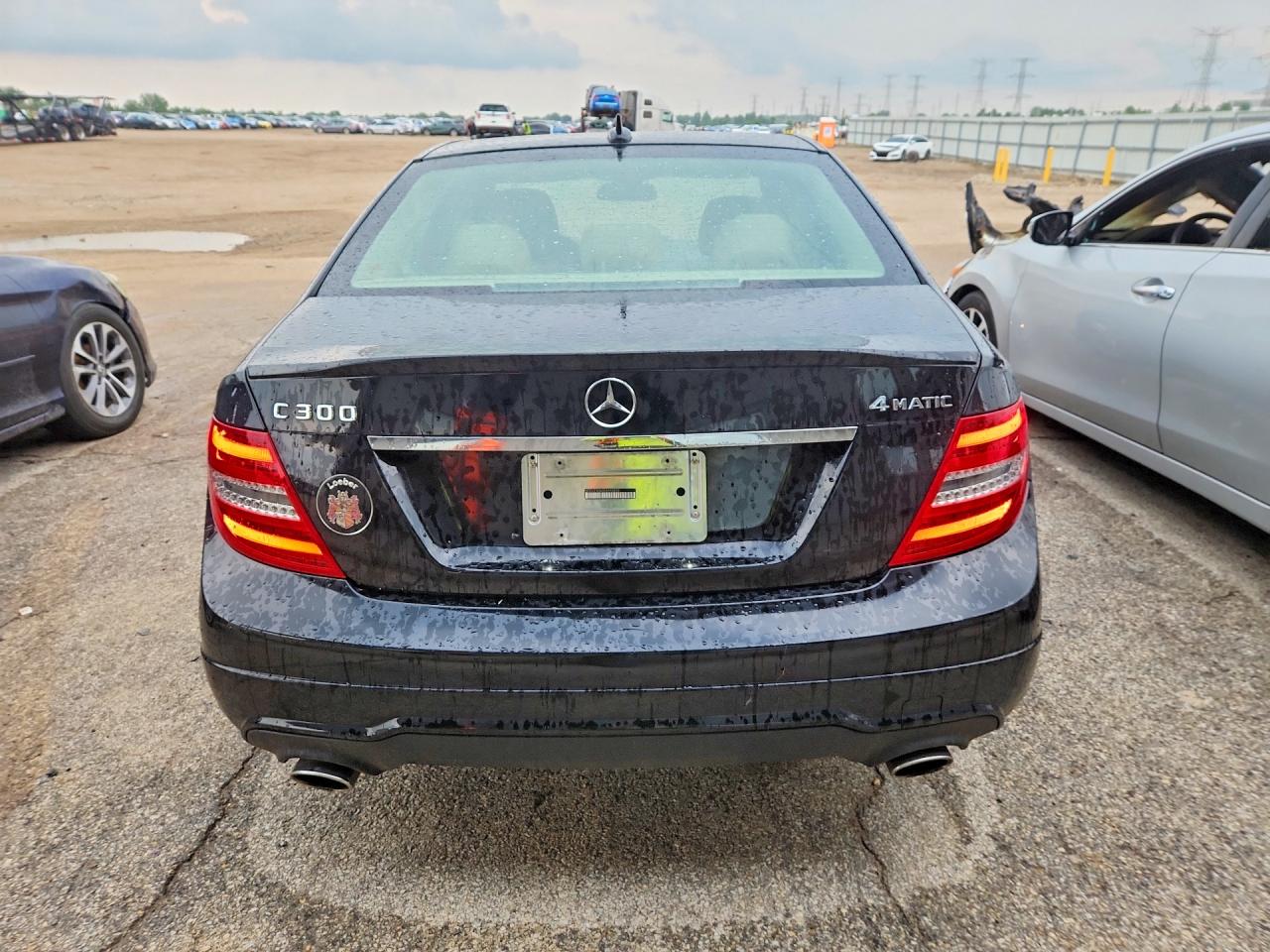 2014 Mercedes-benz C 300 4matic Black vin: WDDGF8AB9EA955835