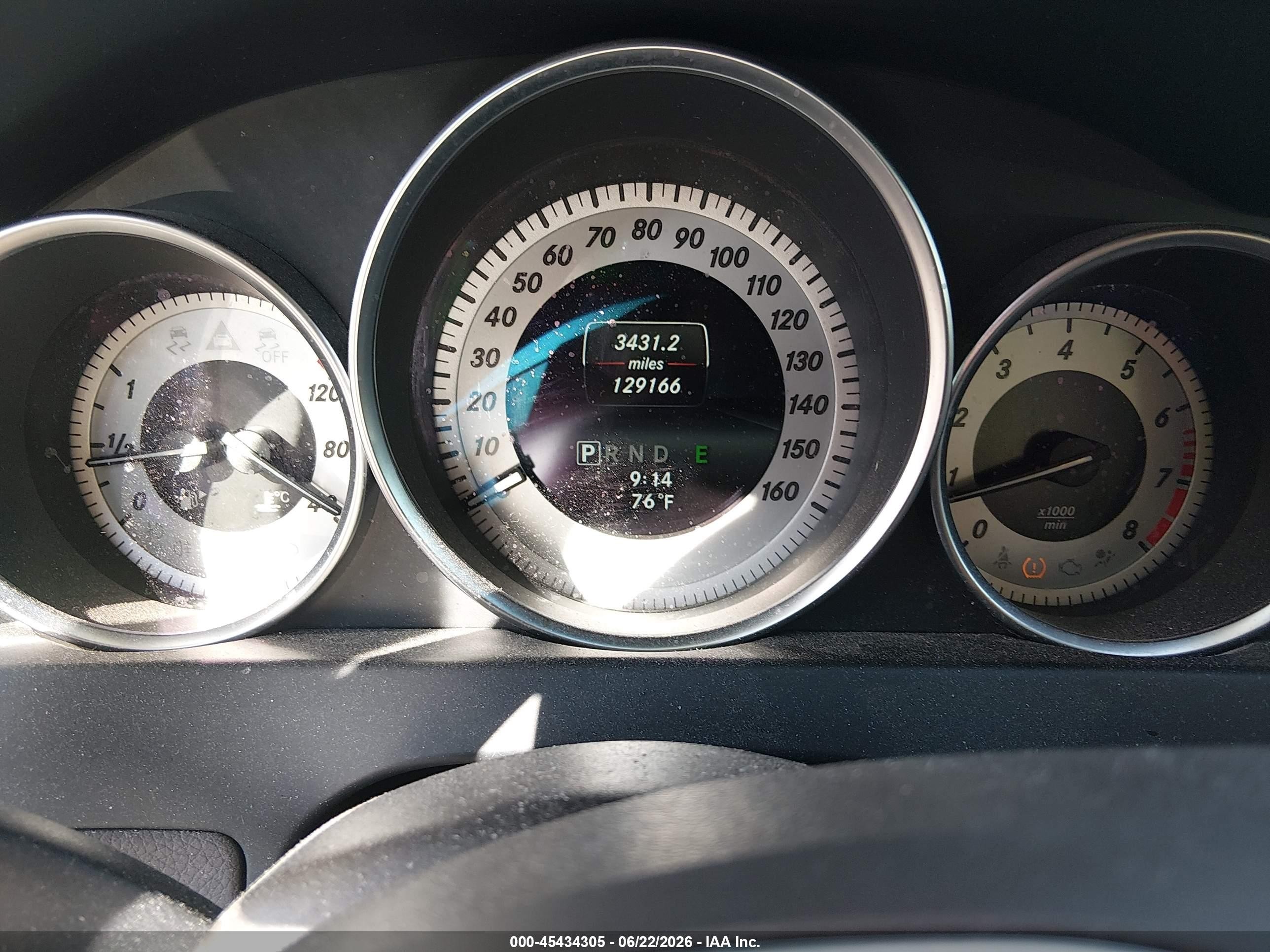 2014 Mercedes-benz C 300 Sport 4matic Белый vin: WDDGF8AB9EA961392