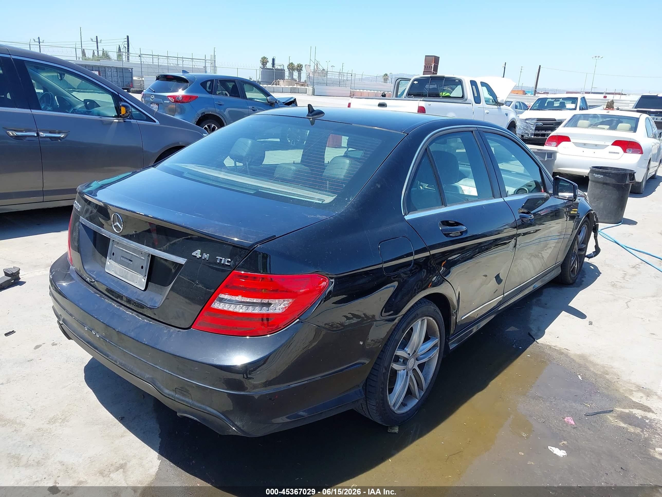 2014 Mercedes-benz C 300 Sport 4matic Black vin: WDDGF8AB9EG223783