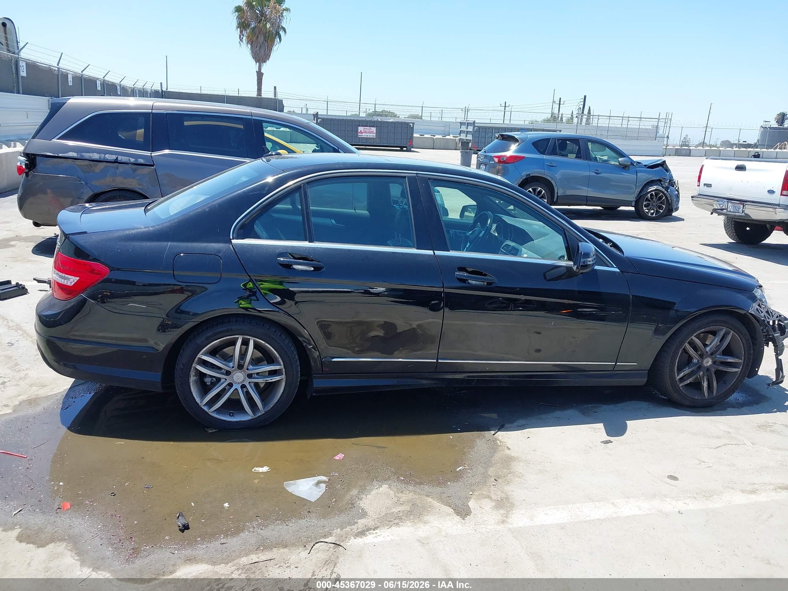 2014 Mercedes-benz C 300 Sport 4matic Black vin: WDDGF8AB9EG223783