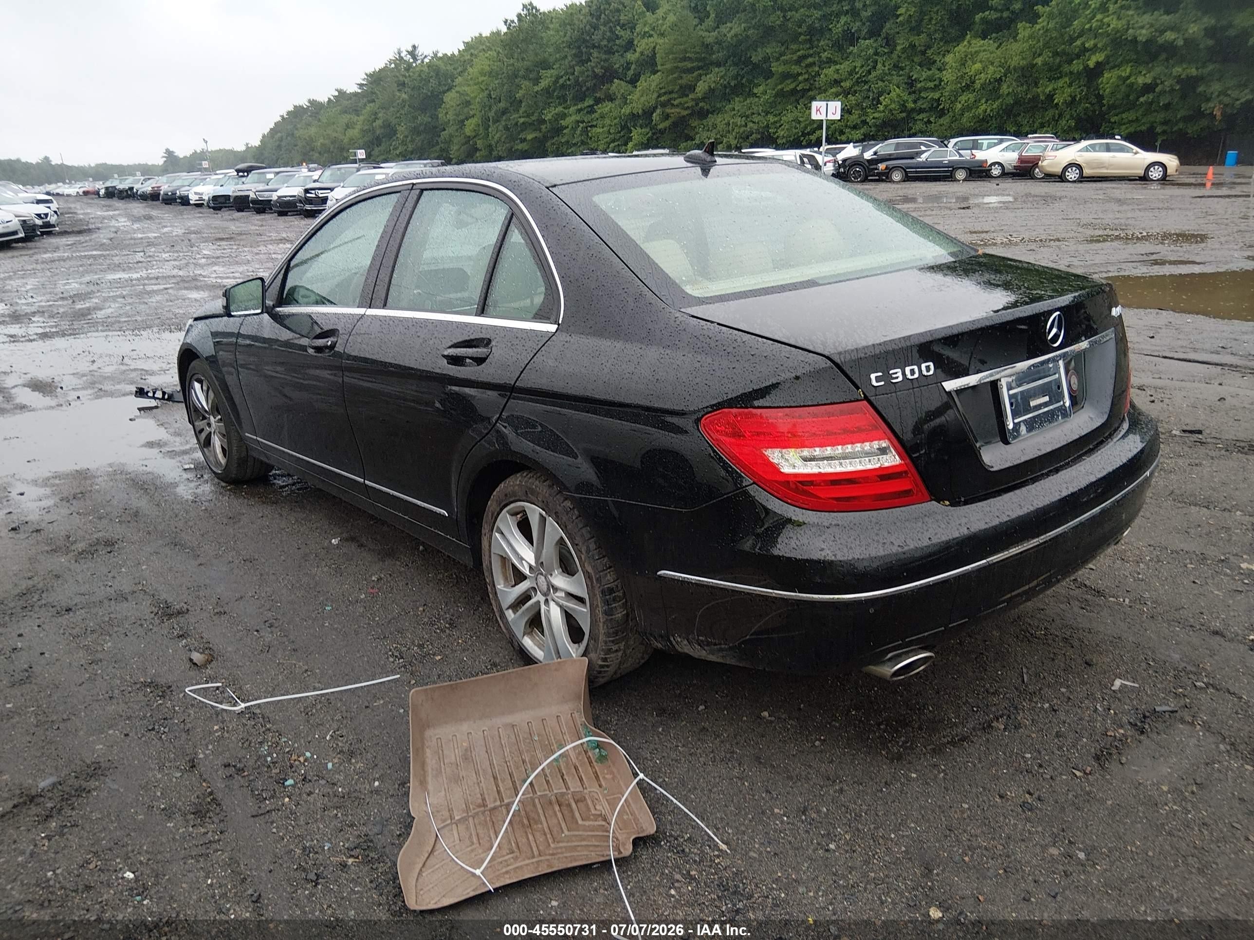 2014 Mercedes-benz C 300 Luxury 4matic Black vin: WDDGF8AB9EG225520