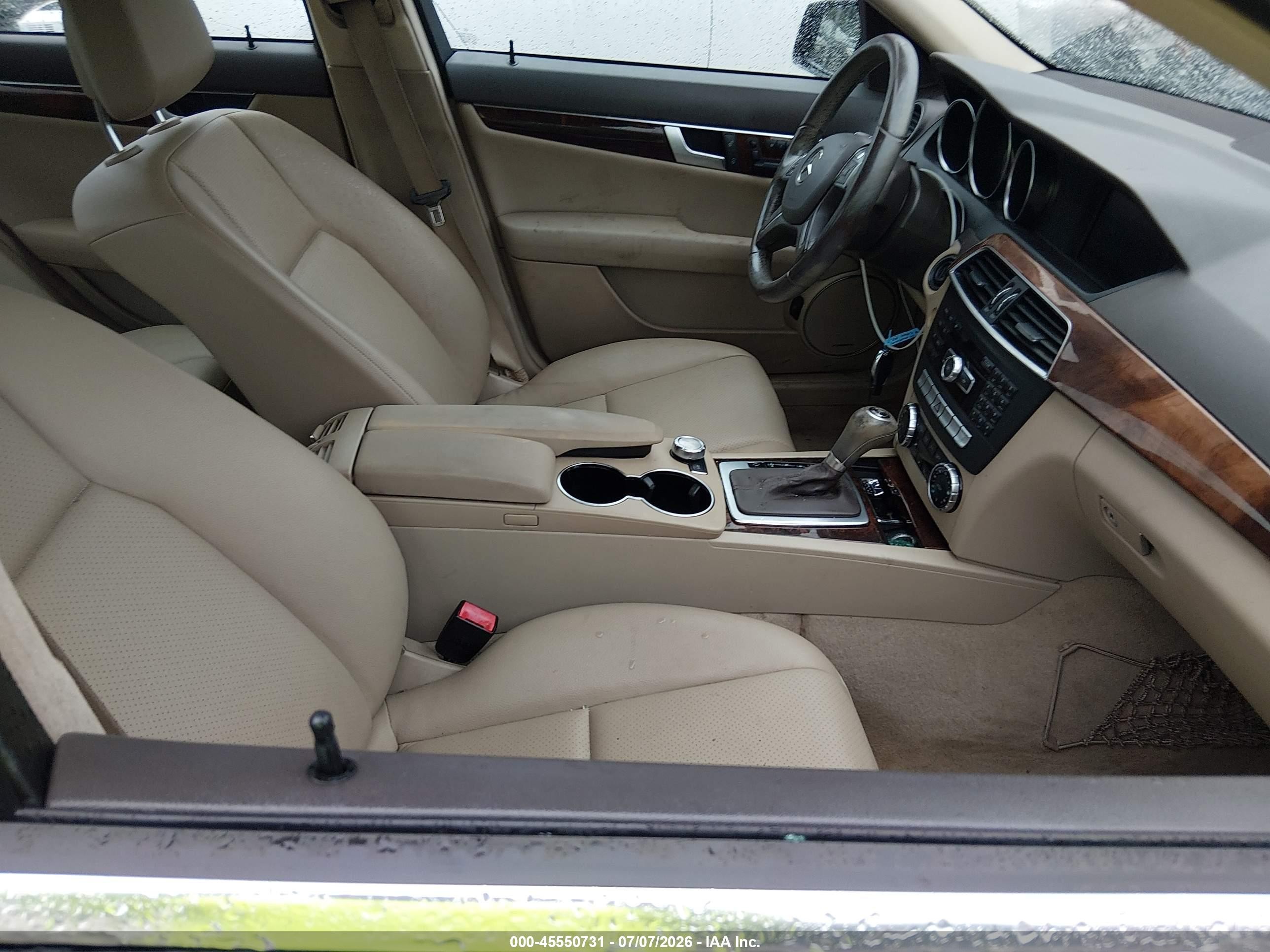 2014 Mercedes-benz C 300 Luxury 4matic Black vin: WDDGF8AB9EG225520
