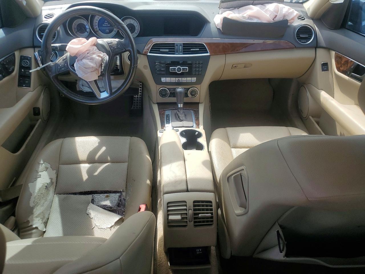 2014 Mercedes-benz C 300 4matic Black vin: WDDGF8AB9ER309065