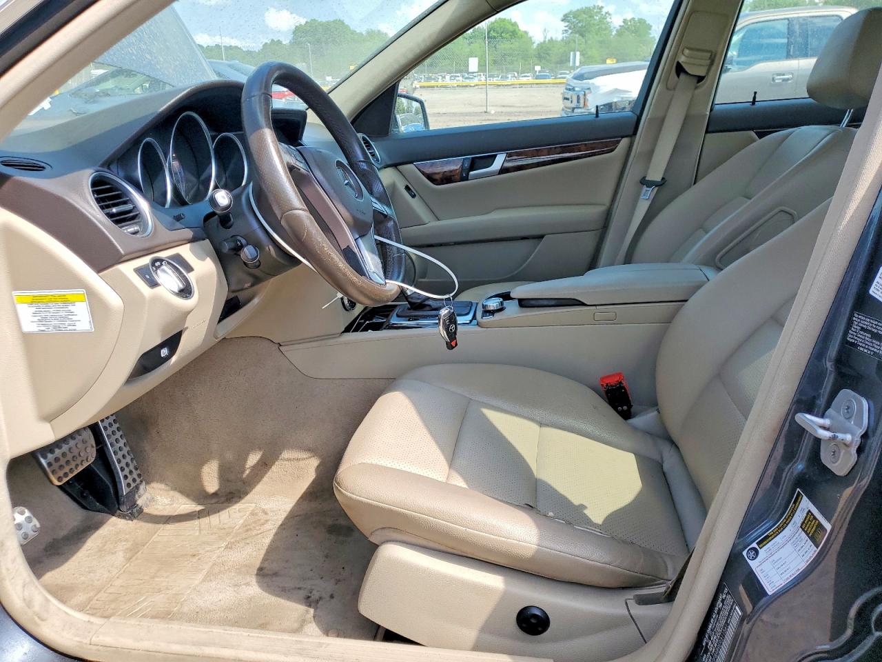 2014 Mercedes-benz C 300 4matic Серый vin: WDDGF8AB9ER311561