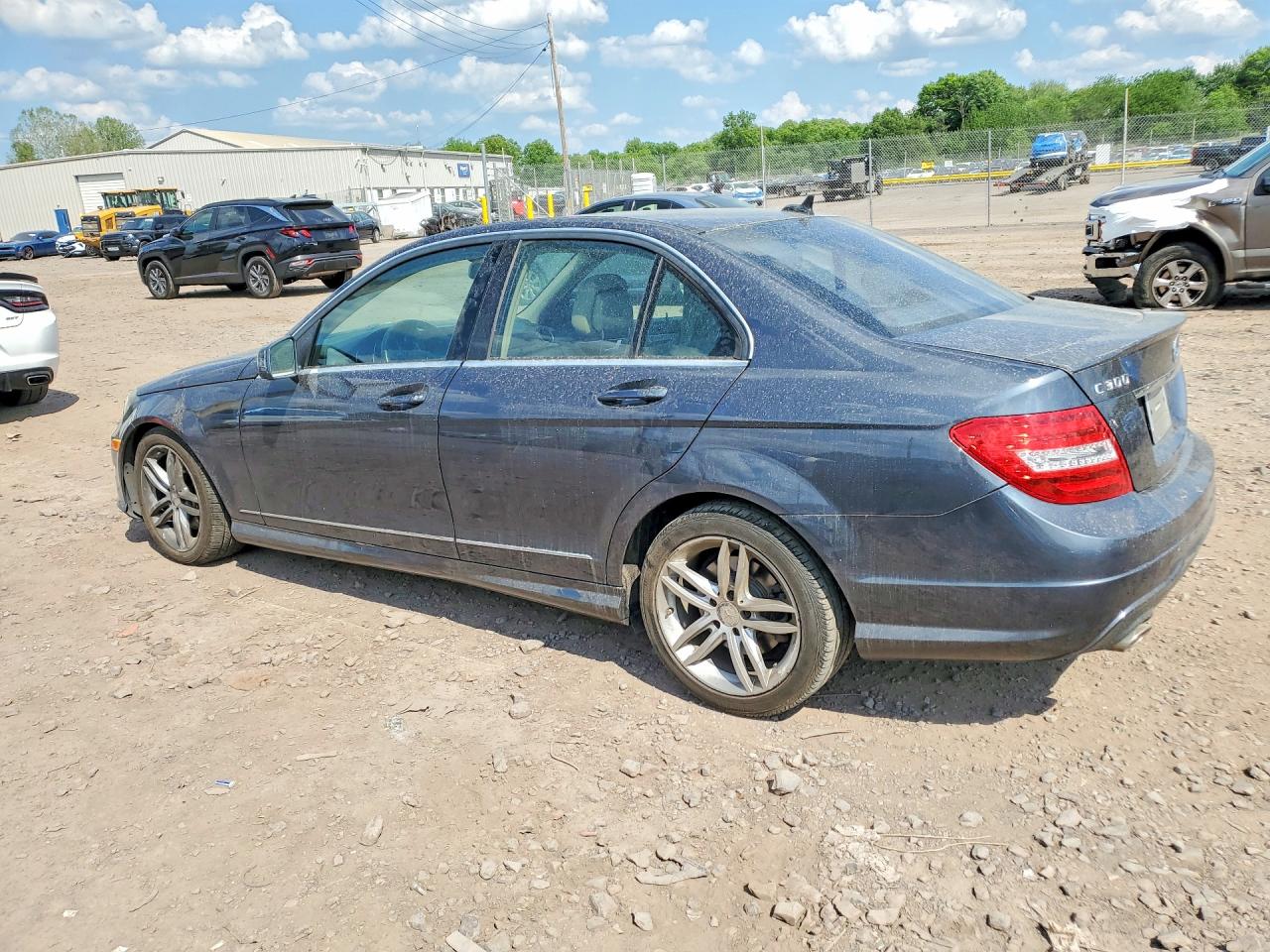 2014 Mercedes-benz C 300 4matic Серый vin: WDDGF8AB9ER311561