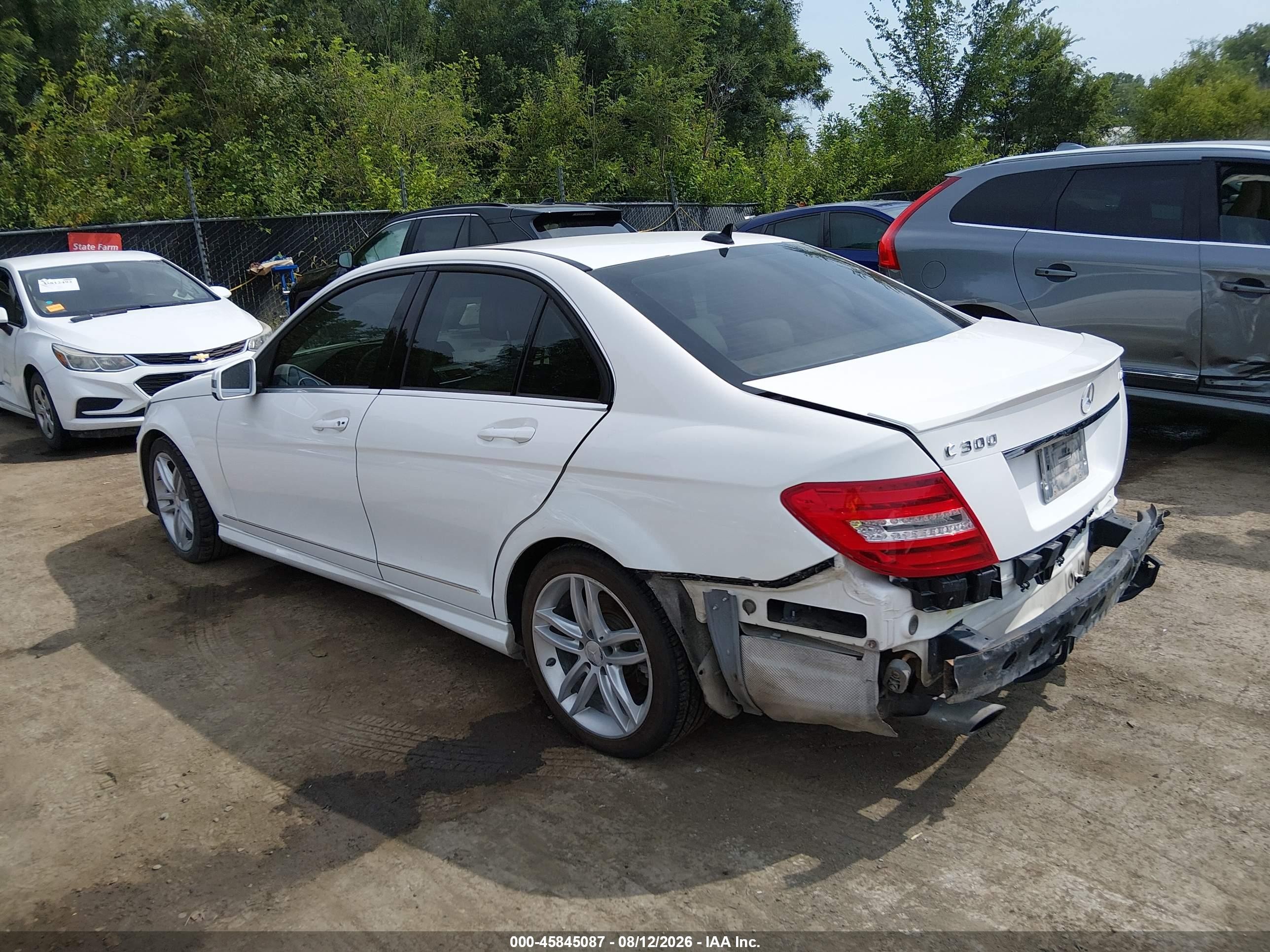 2014 Mercedes-benz C 300 Sport 4matic White vin: WDDGF8AB9ER314363