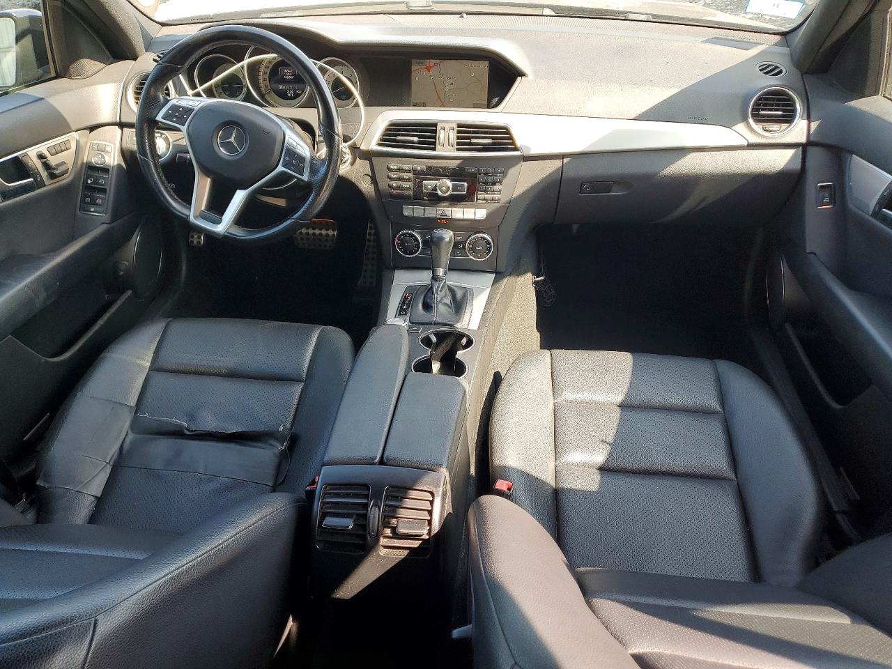 2014 Mercedes-benz C 300 4matic Черный vin: WDDGF8AB9ER320938