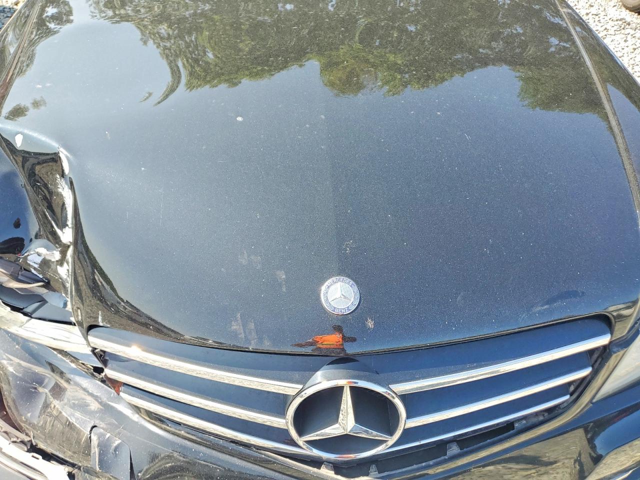 2014 Mercedes-benz C 300 4matic Черный vin: WDDGF8AB9ER320938
