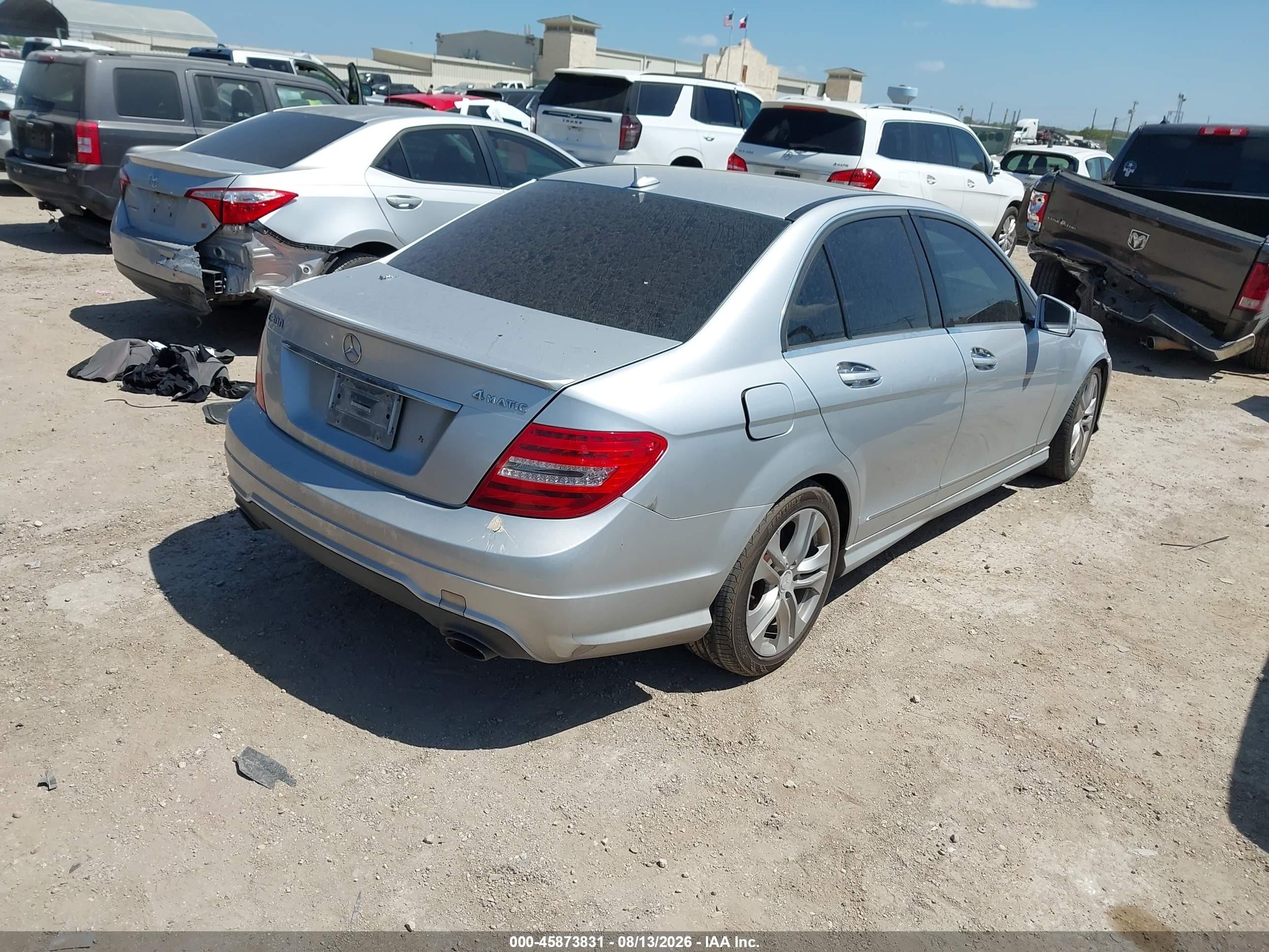 2013 Mercedes-benz C 300 Sport 4matic Silver vin: WDDGF8ABXDA755447