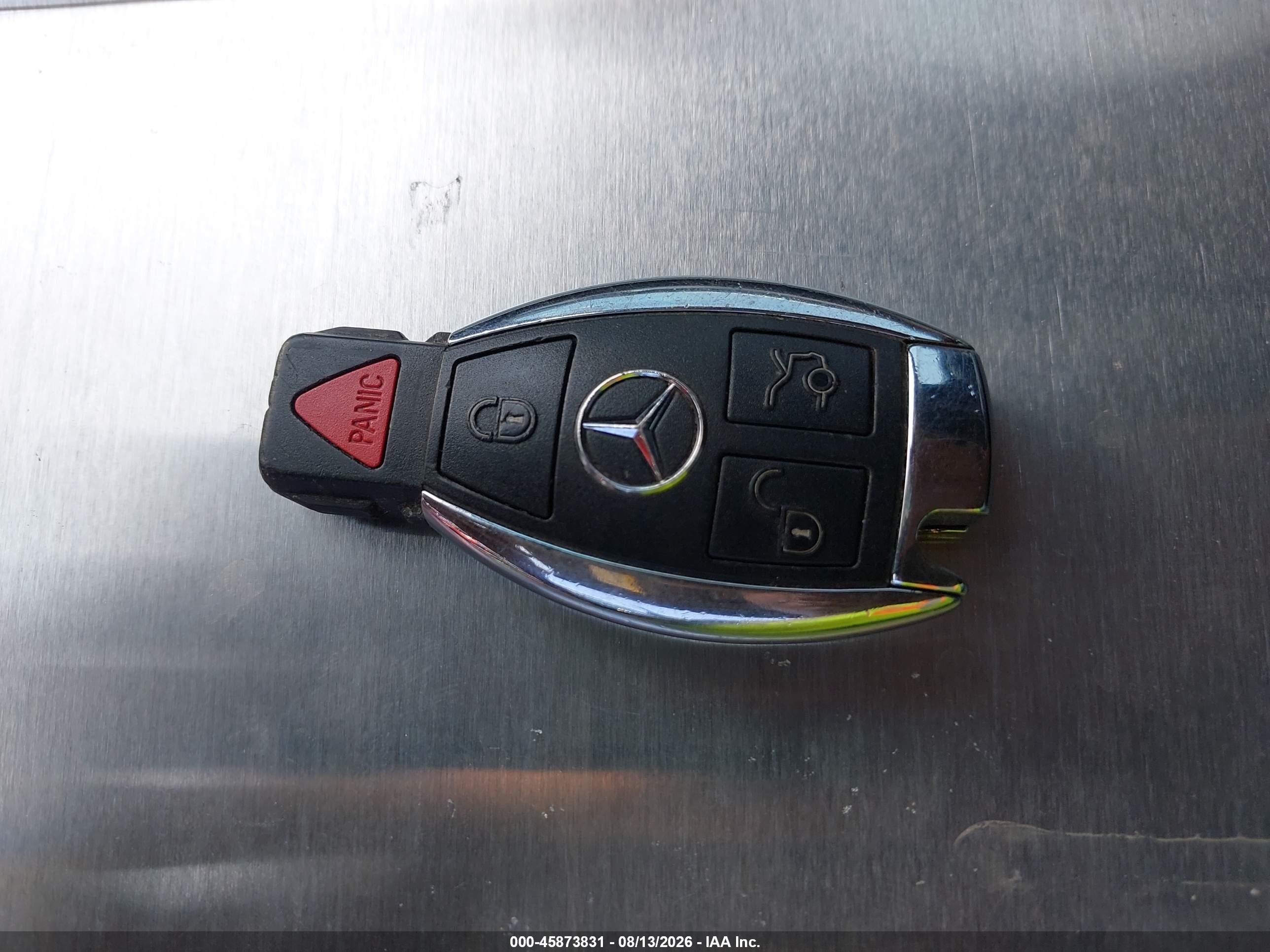 2013 Mercedes-benz C 300 Sport 4matic Silver vin: WDDGF8ABXDA755447