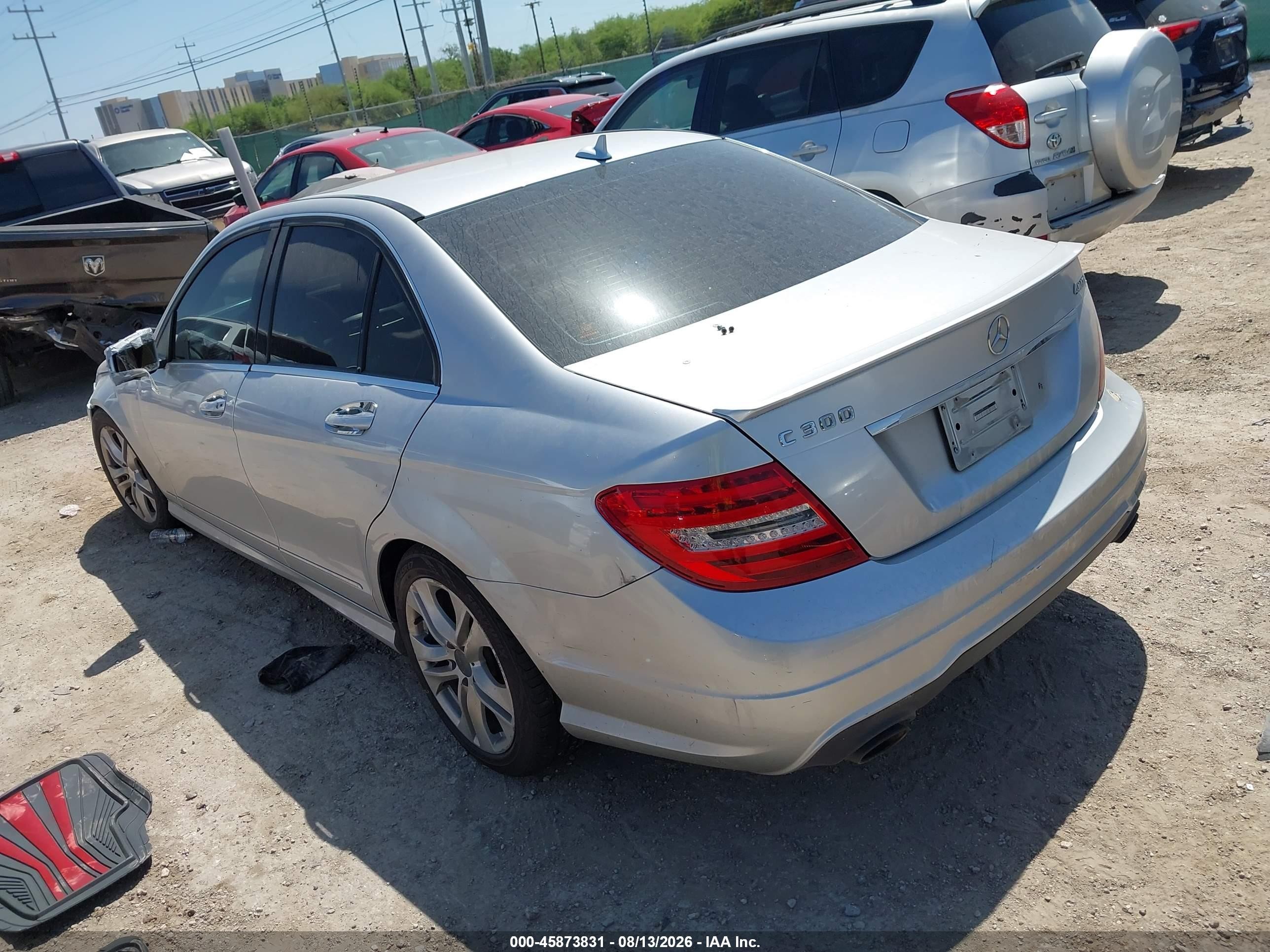 2013 Mercedes-benz C 300 Sport 4matic Silver vin: WDDGF8ABXDA755447