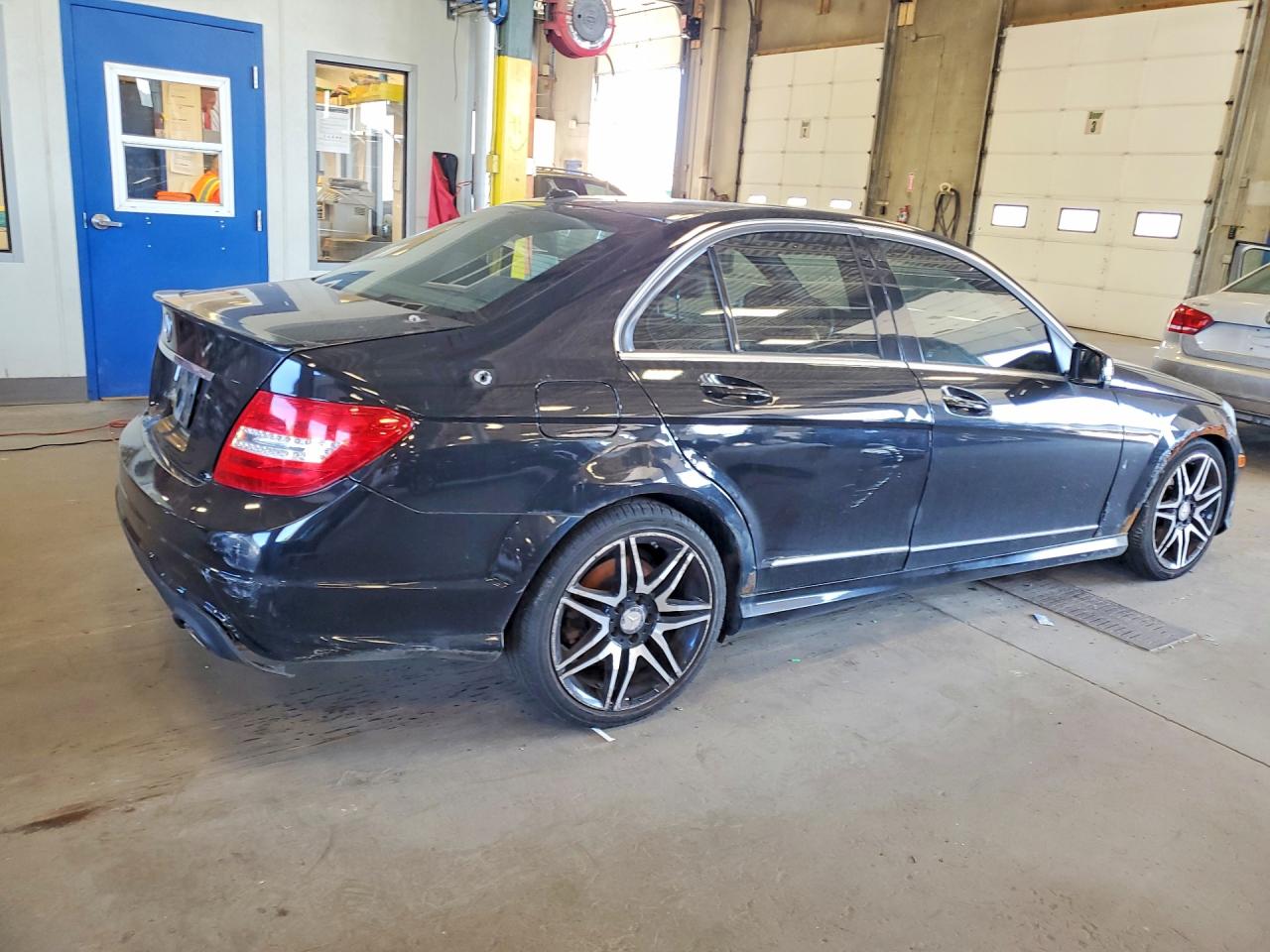 2013 Mercedes-benz C 300 4matic Black vin: WDDGF8ABXDA779442