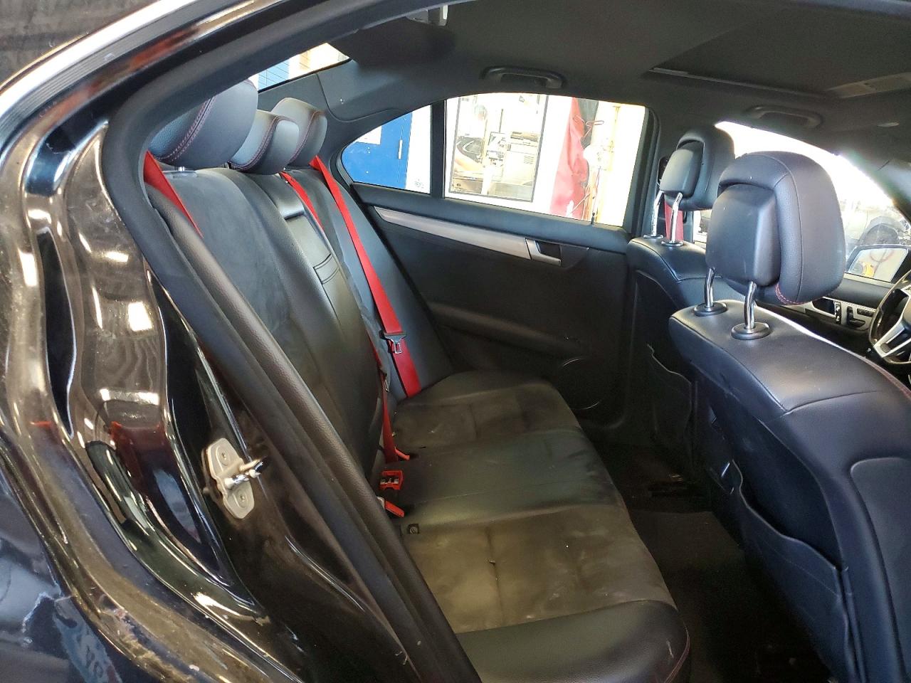 2013 Mercedes-benz C 300 4matic Black vin: WDDGF8ABXDA779442